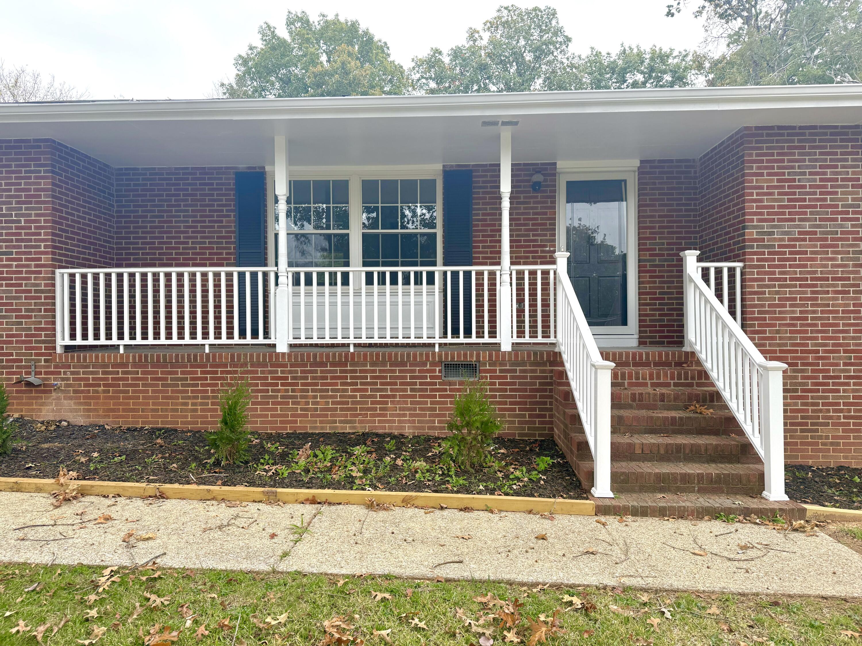 934 Greenhill Drive