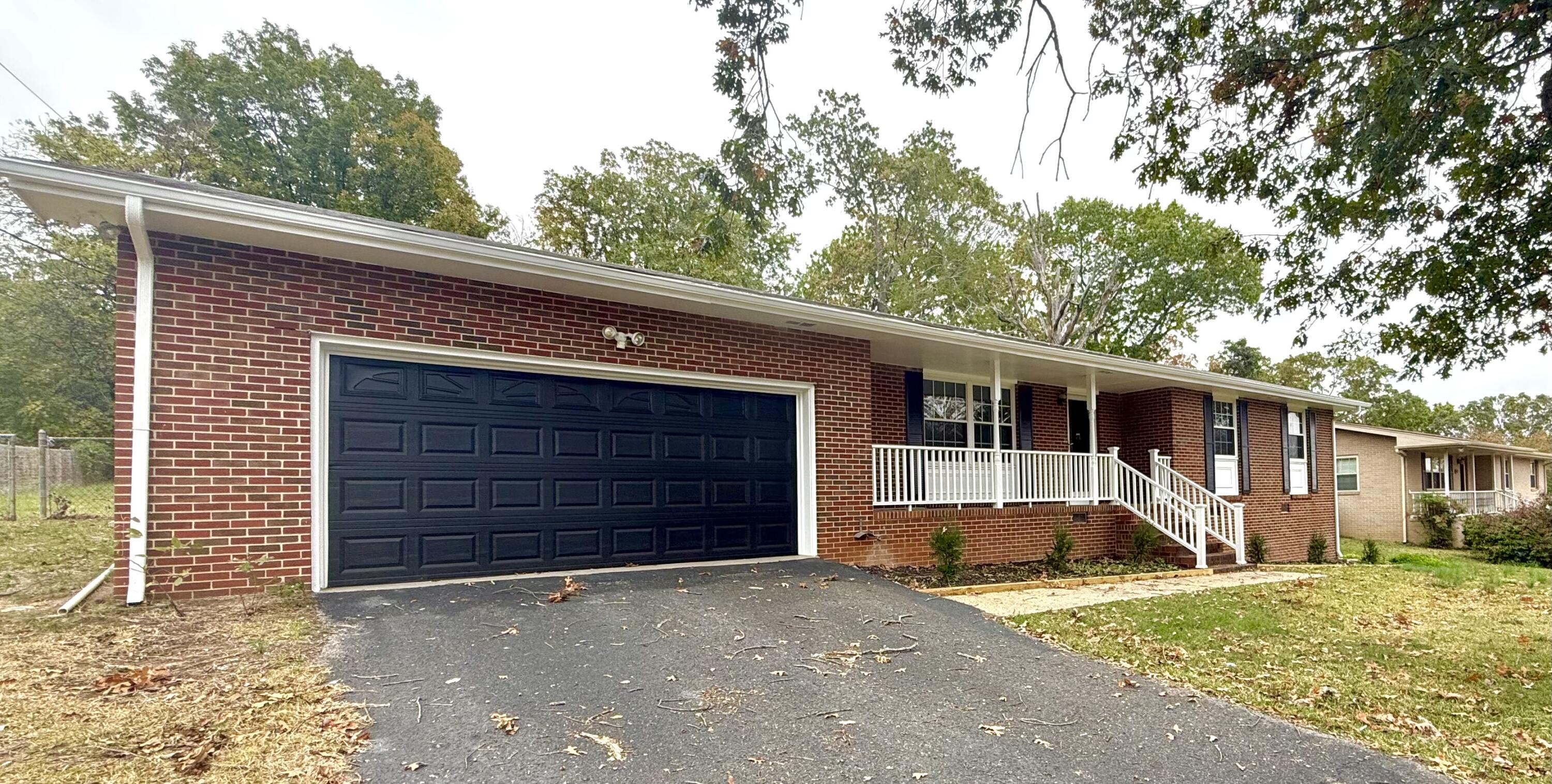 934 Greenhill Drive