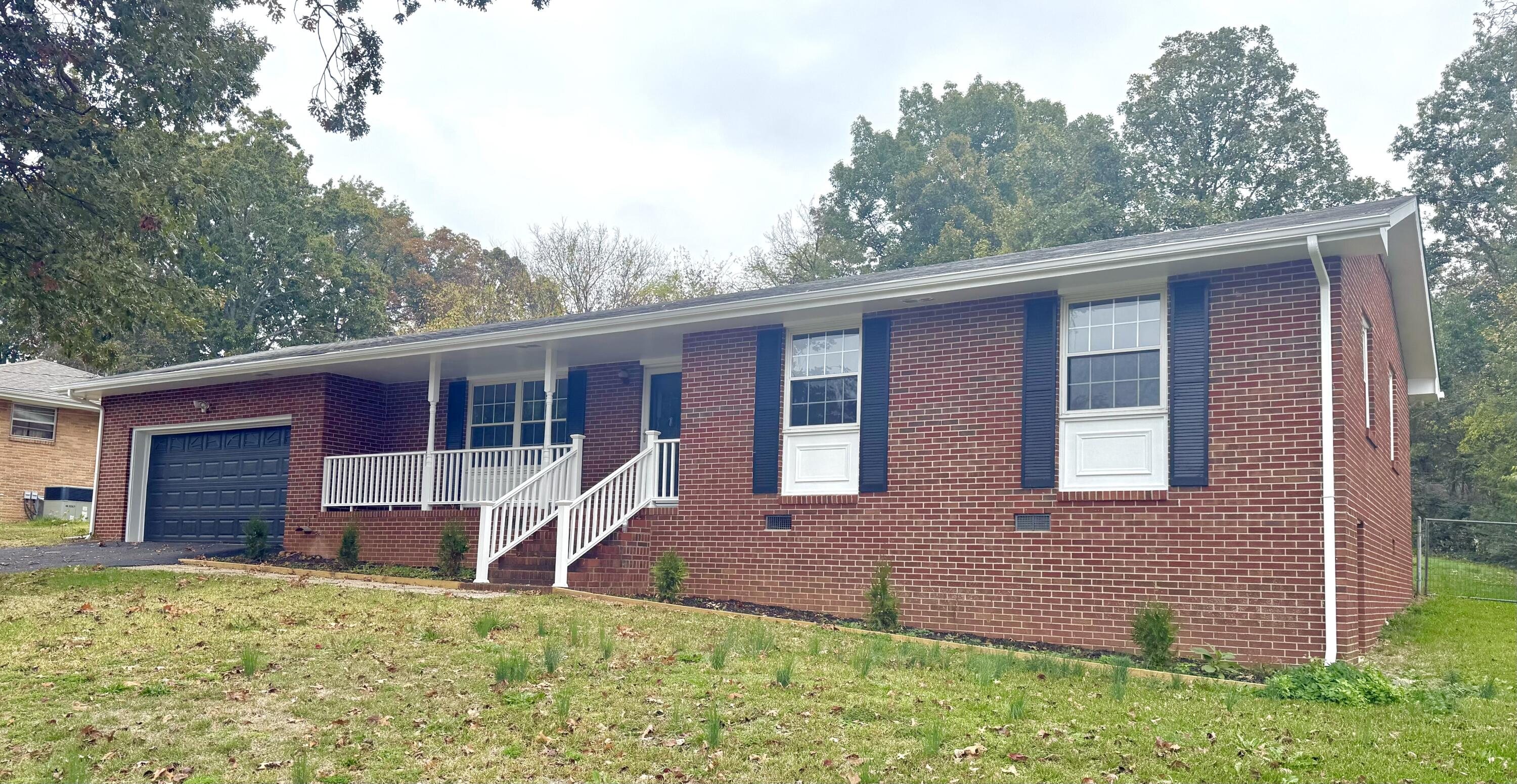 934 Greenhill Drive