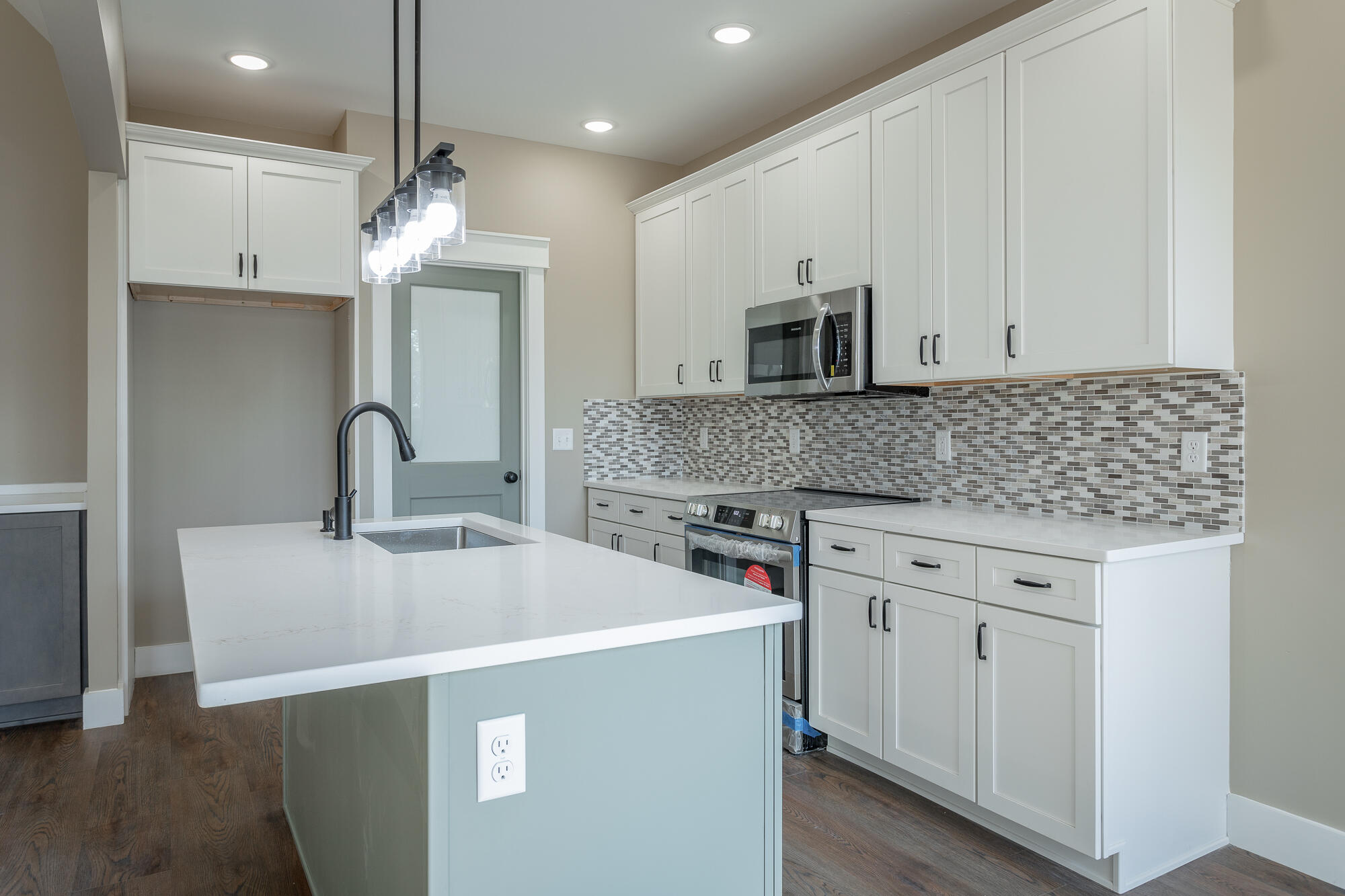 254 Auburn Drive, LaFayette