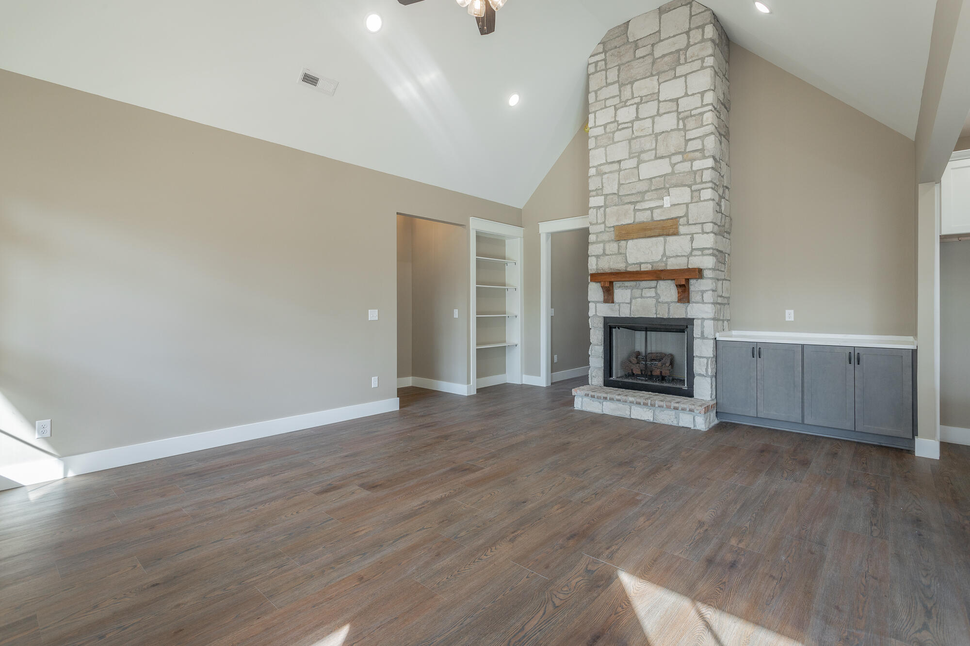 254 Auburn Drive, LaFayette