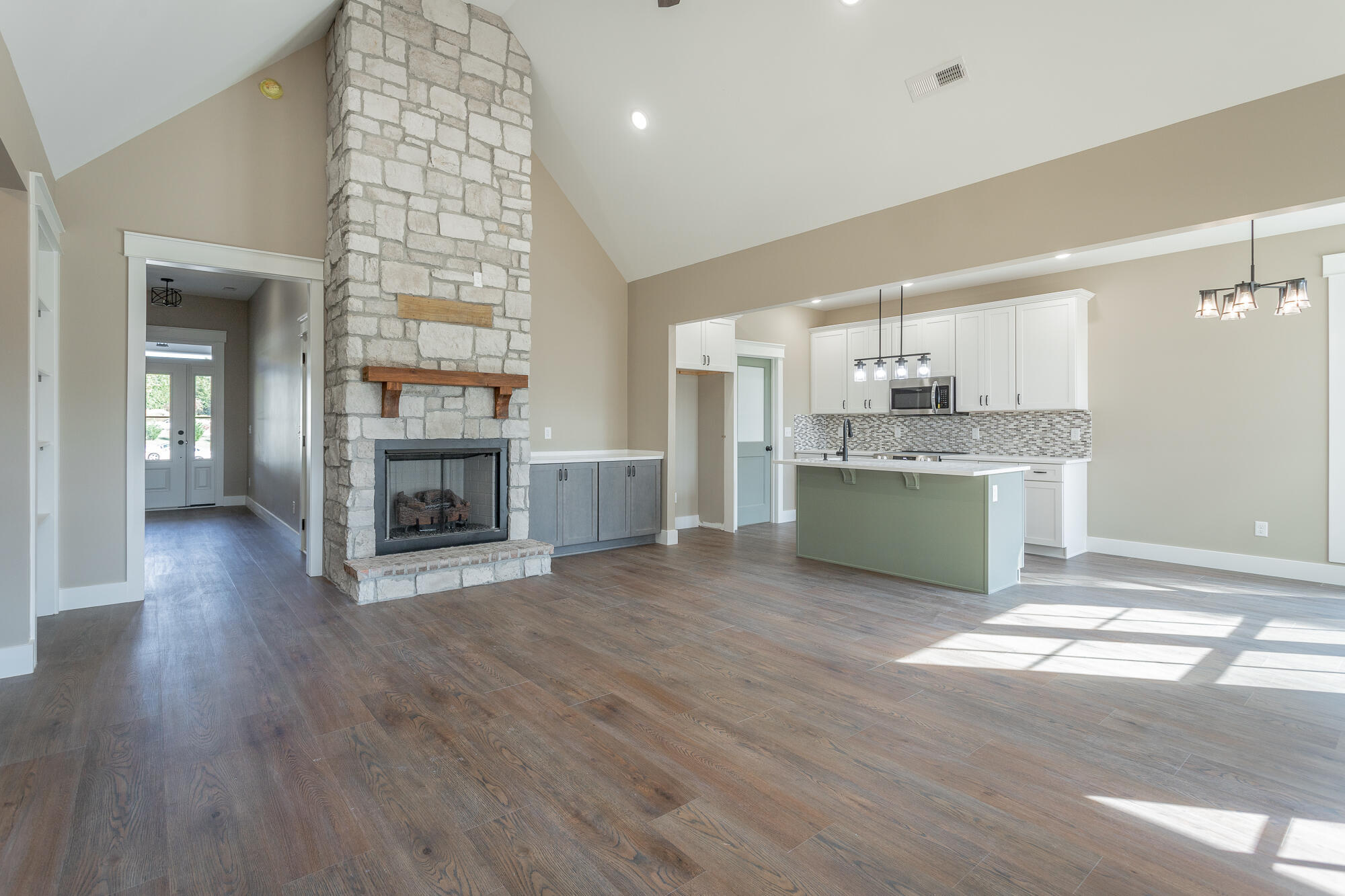 254 Auburn Drive, LaFayette