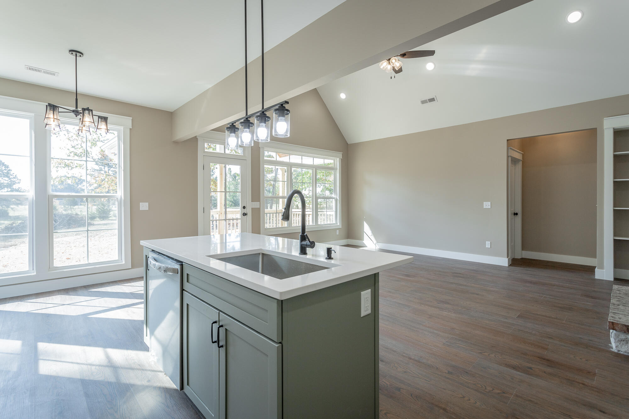 254 Auburn Drive, LaFayette