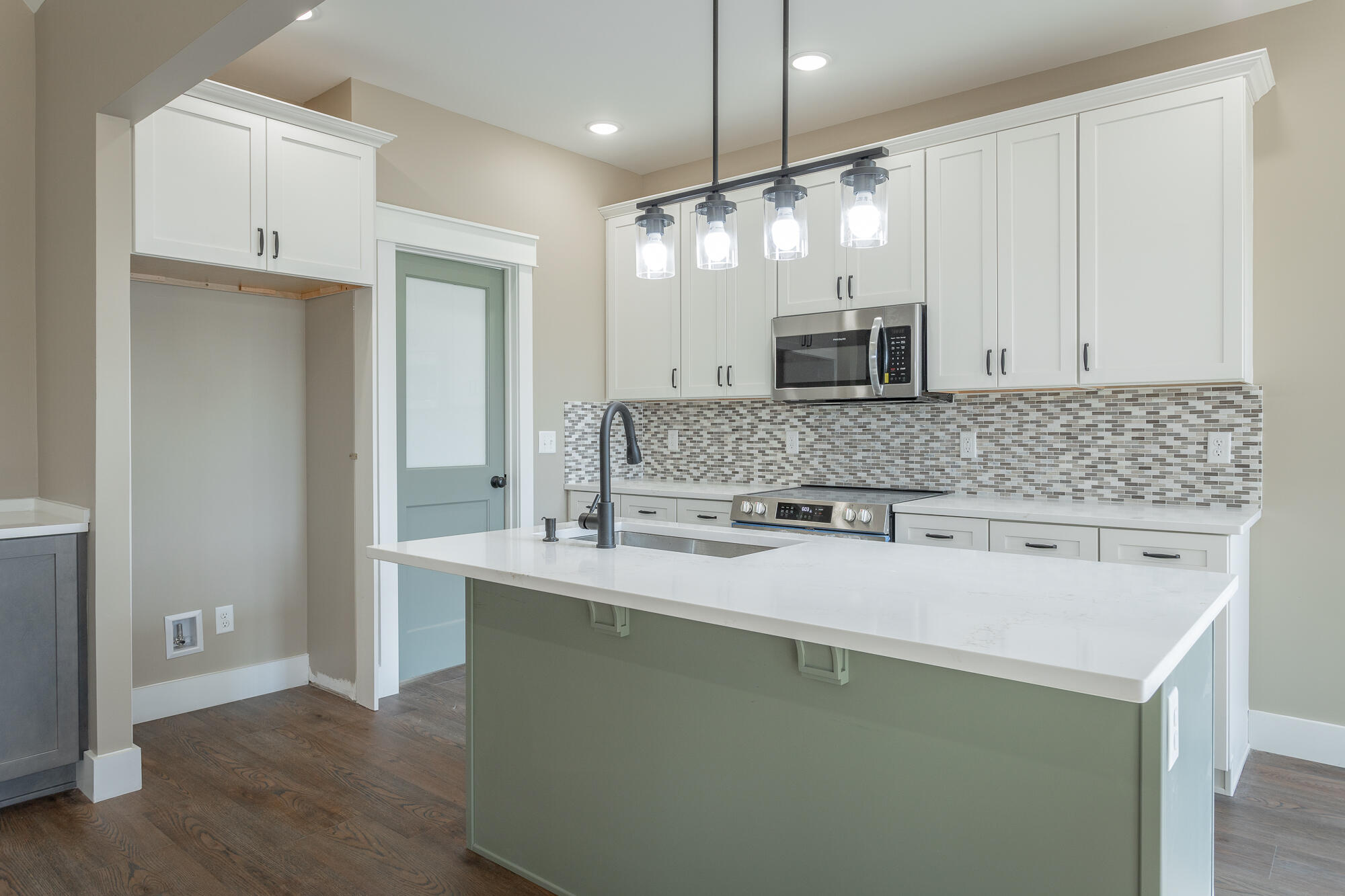 254 Auburn Drive, LaFayette