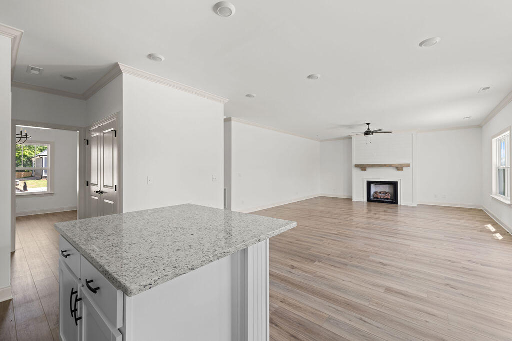 359 Winchester Drive, 64
