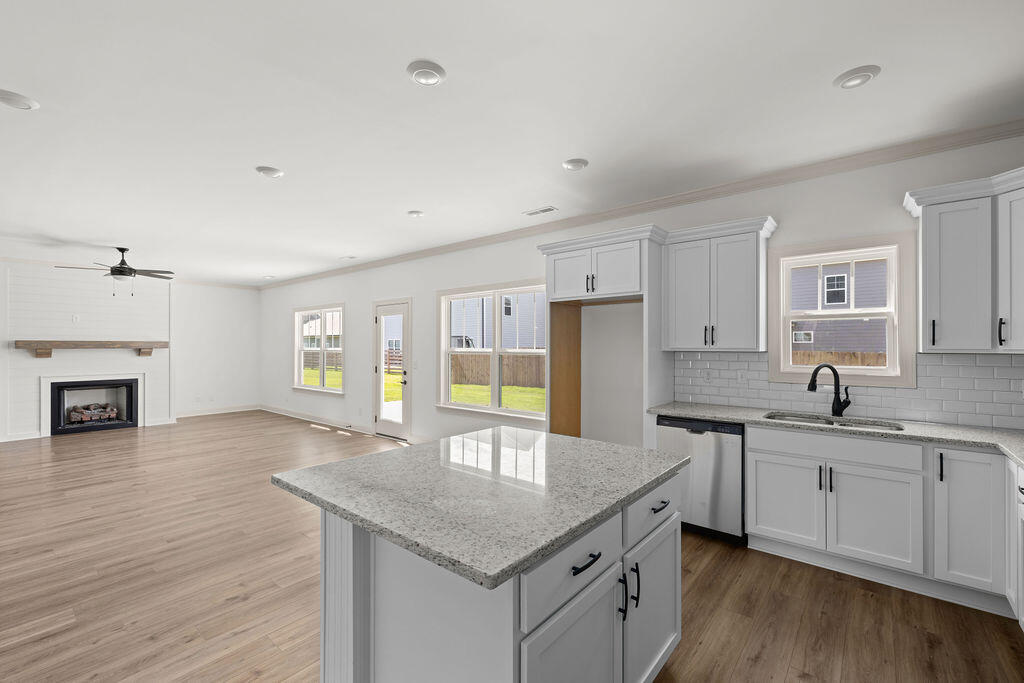 359 Winchester Drive, 64