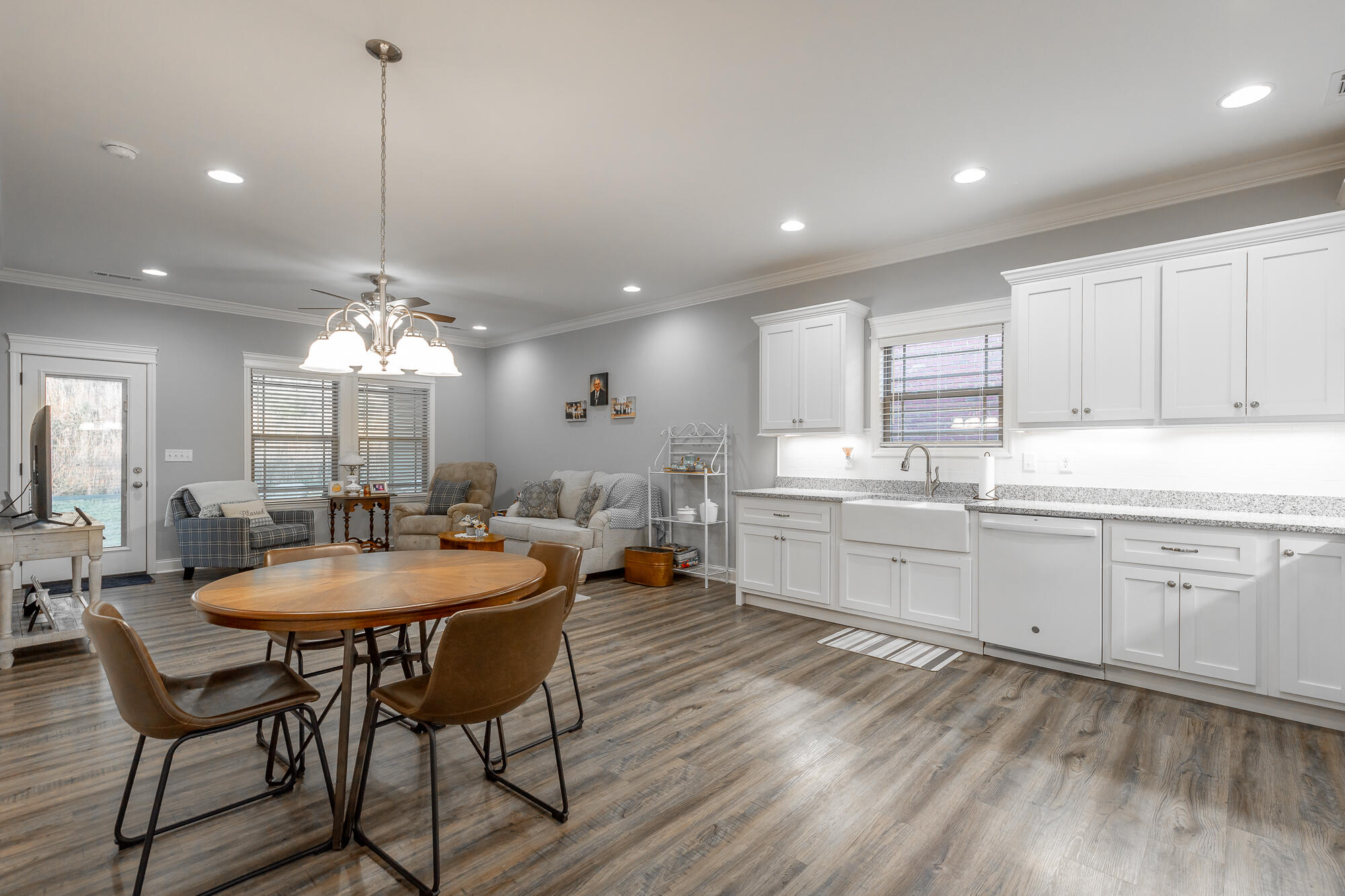 181 Garden View Lane