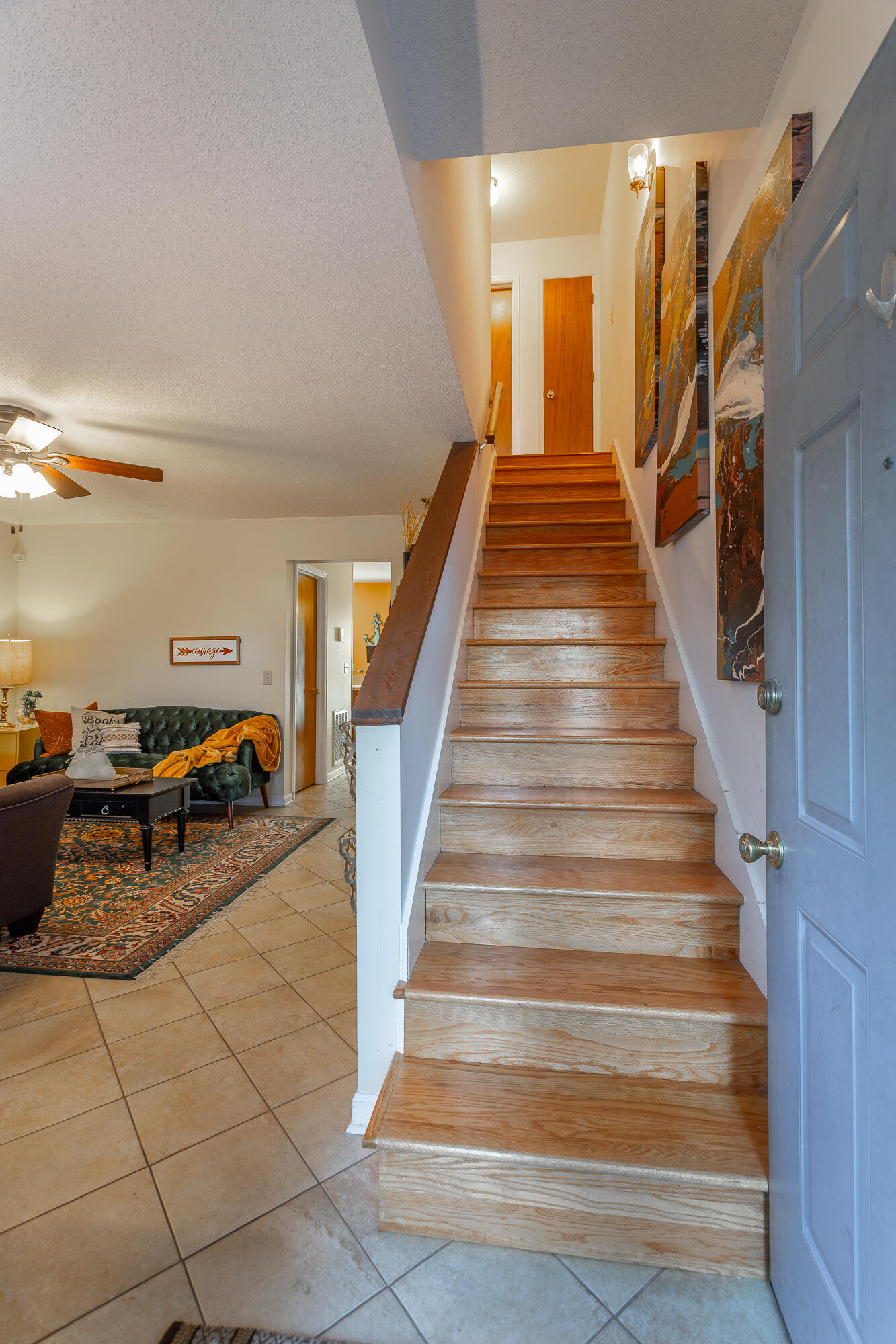 326 W Midvale Avenue, 18