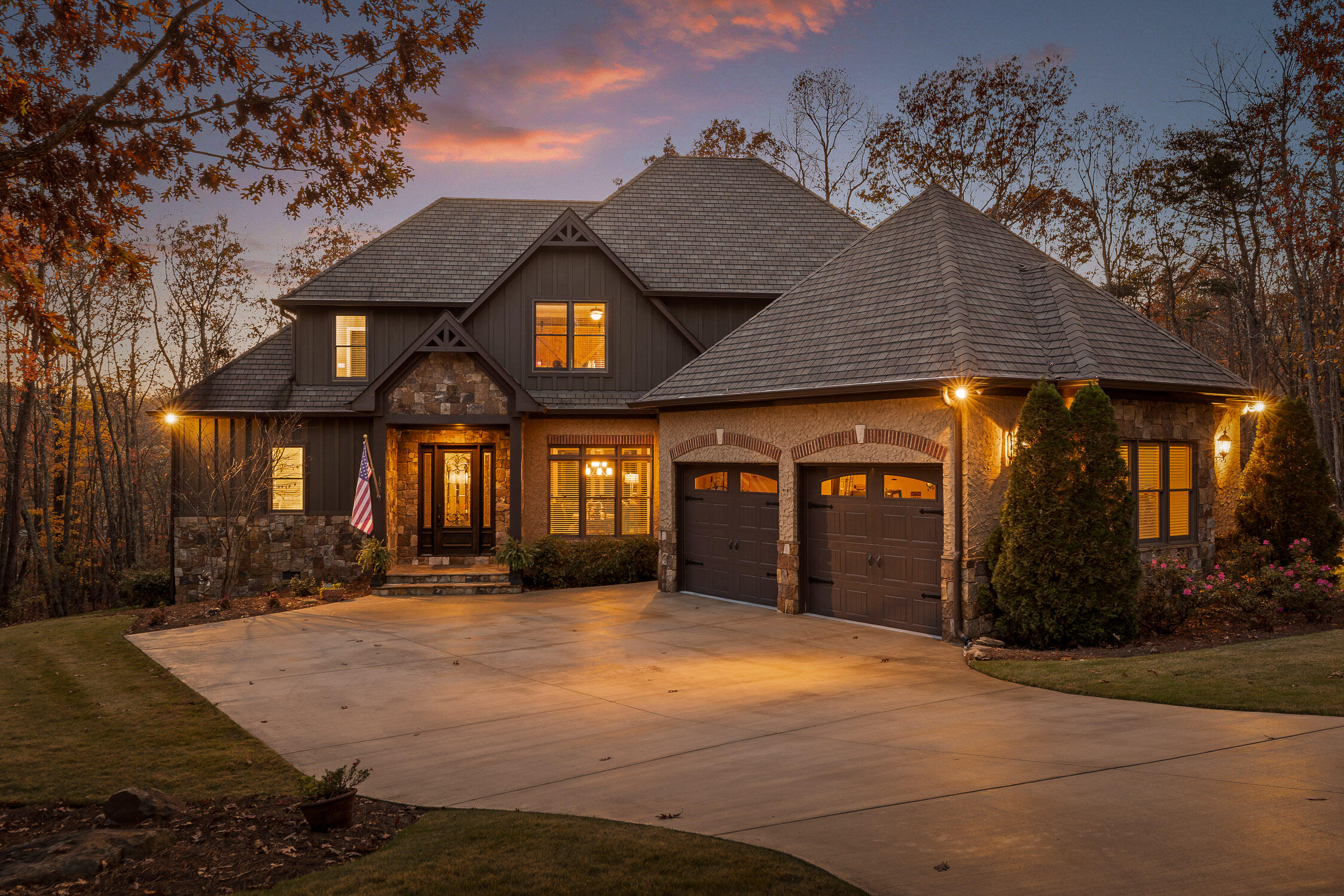 190 Canyon Ridge Road