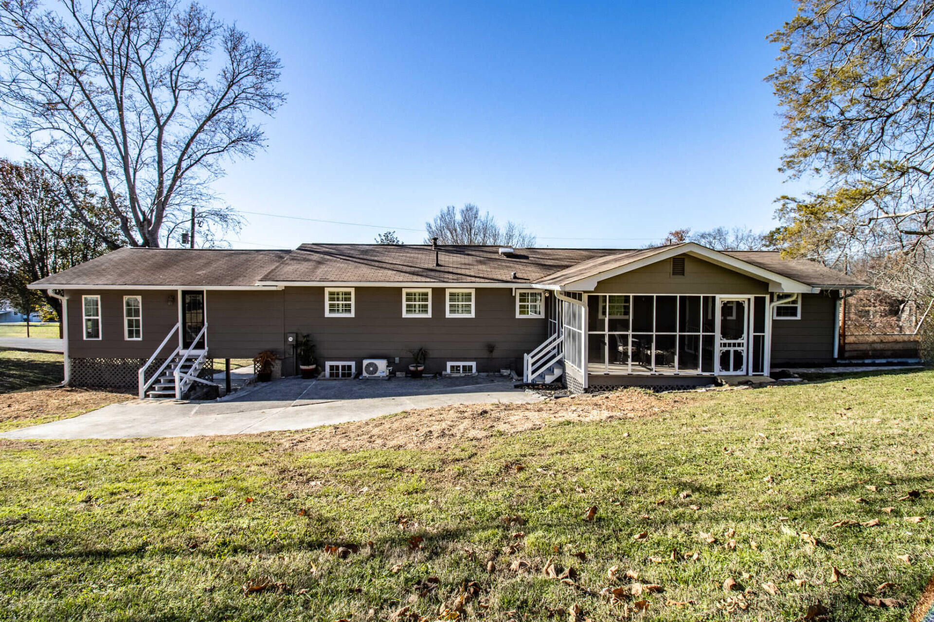 38 Marilyn Circle