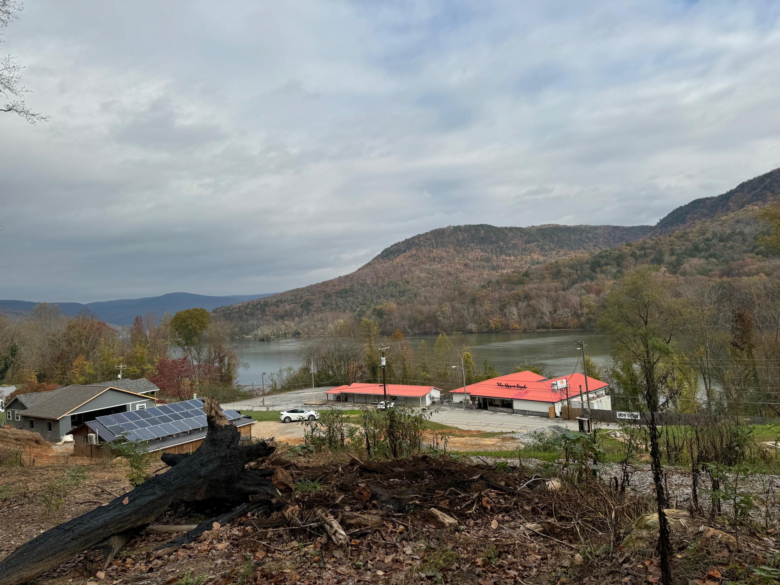 18024 Highway 41