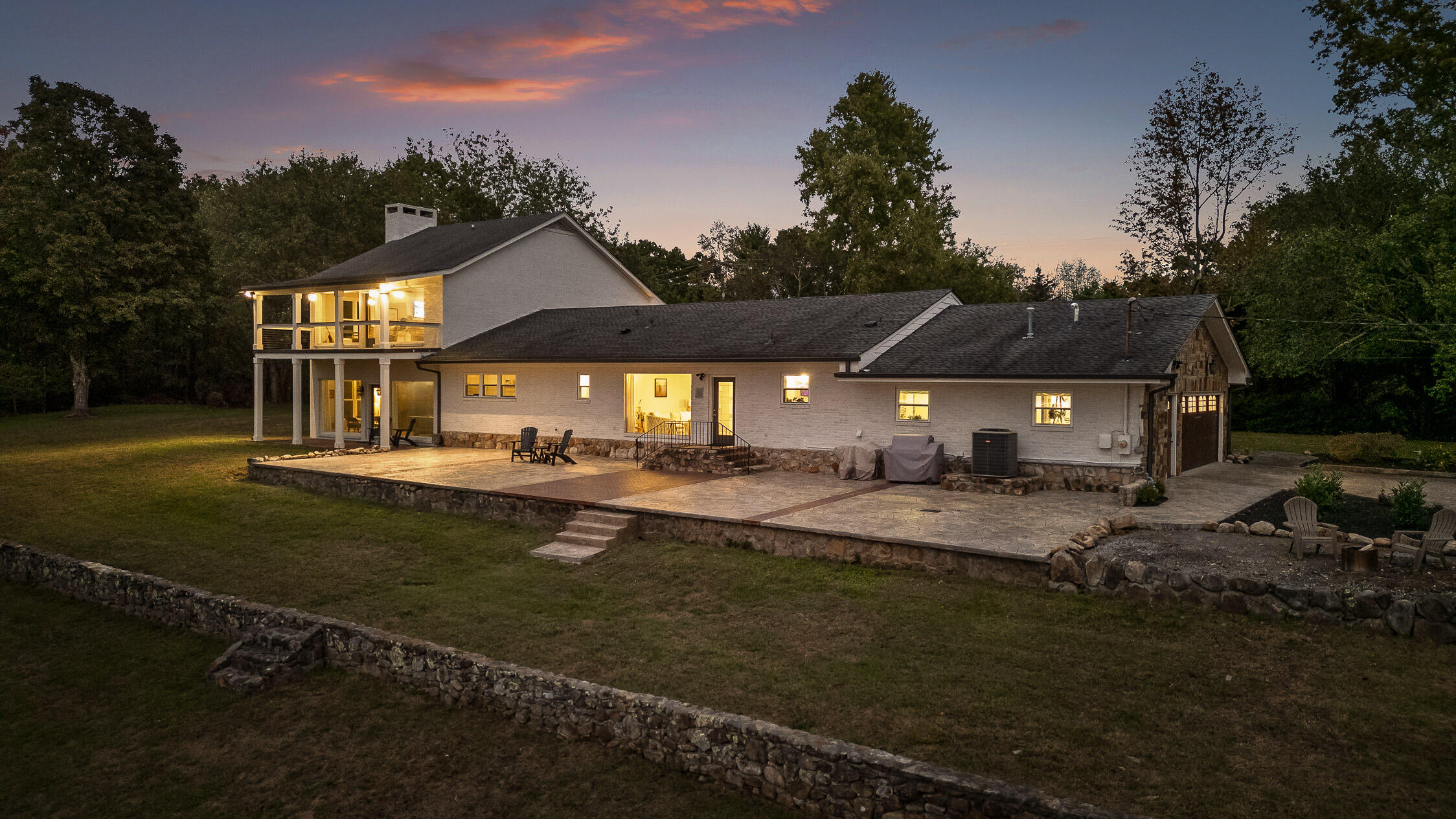 12025 Scenic Highway