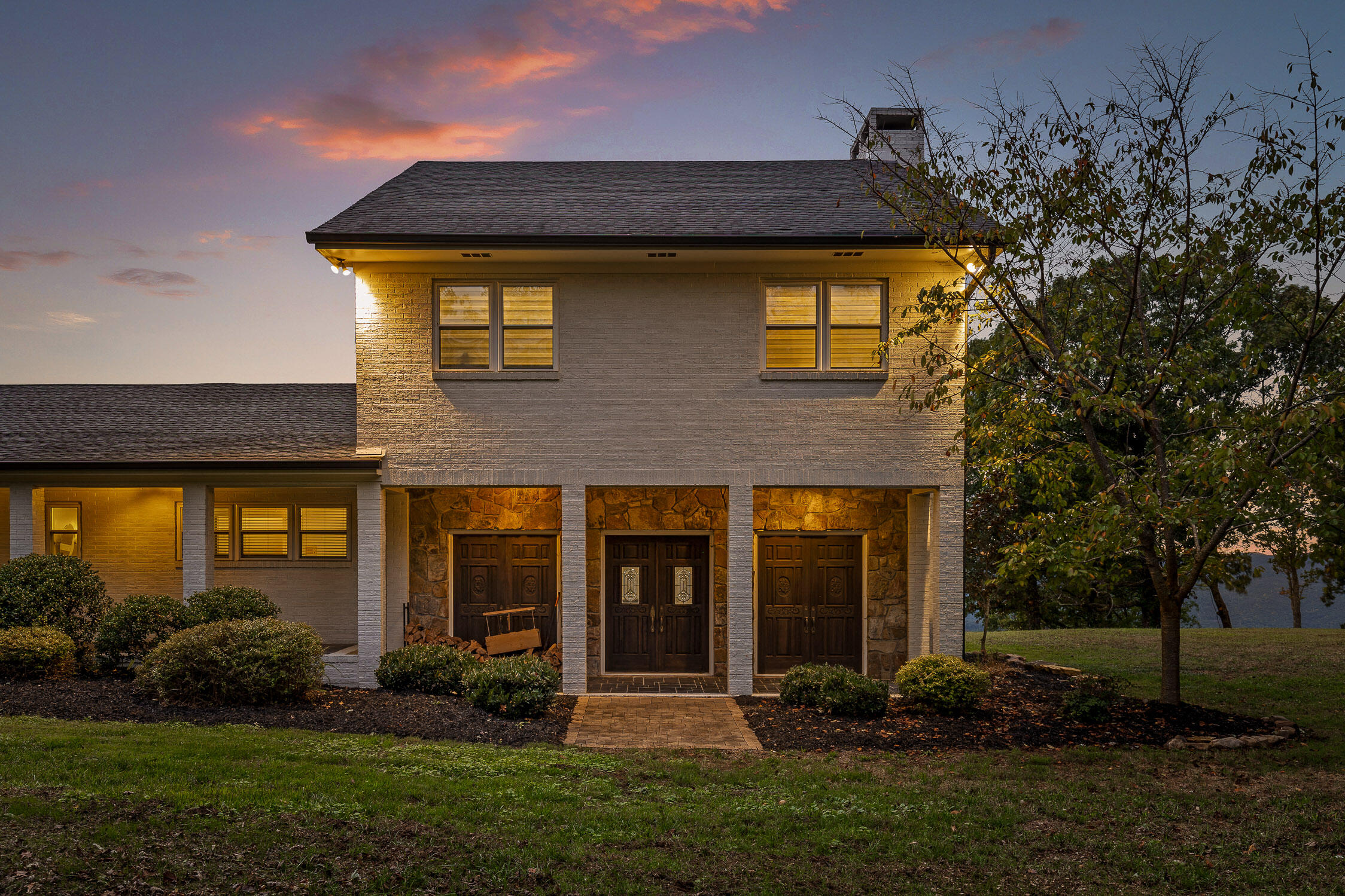 12025 Scenic Highway