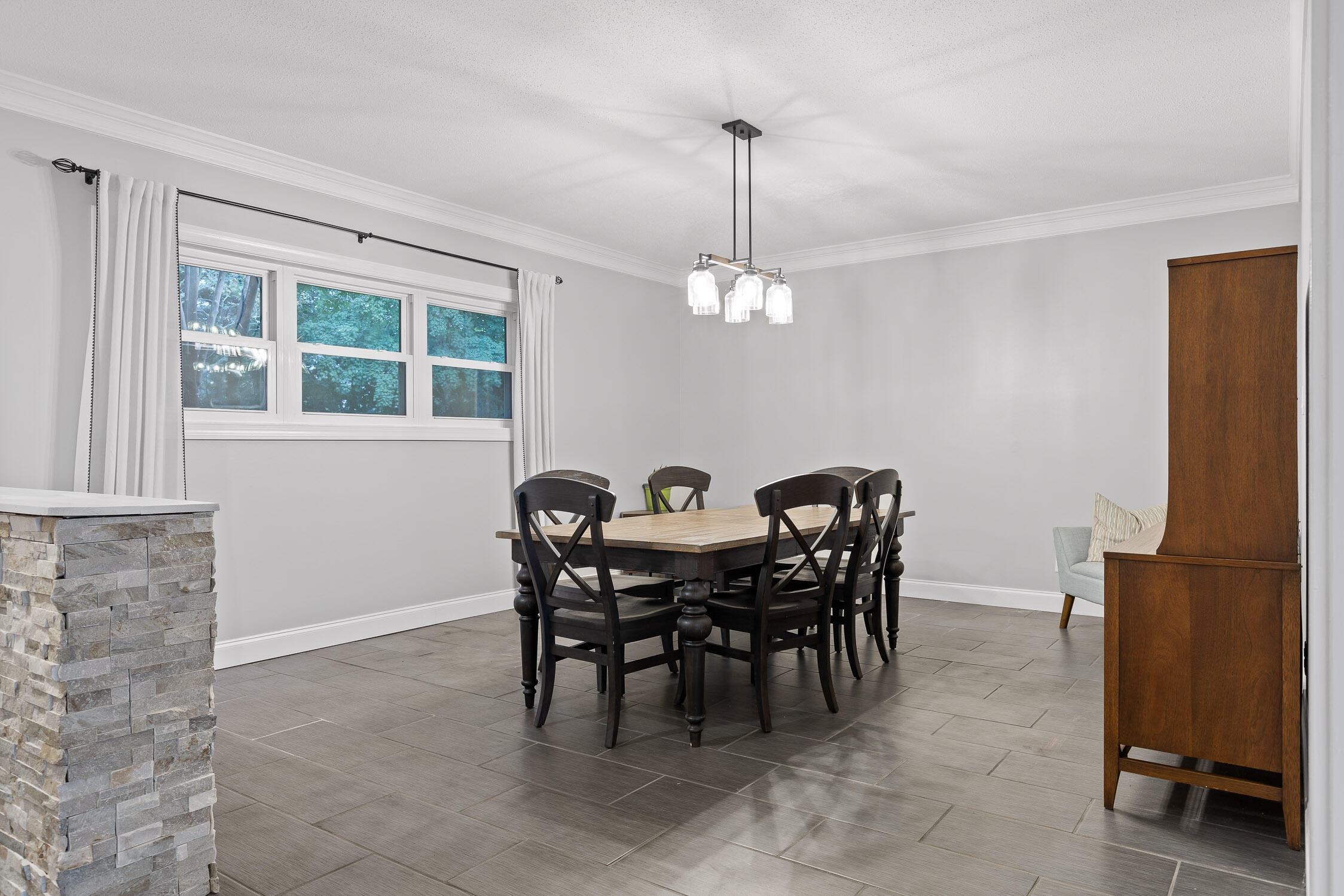 12025 Scenic Highway