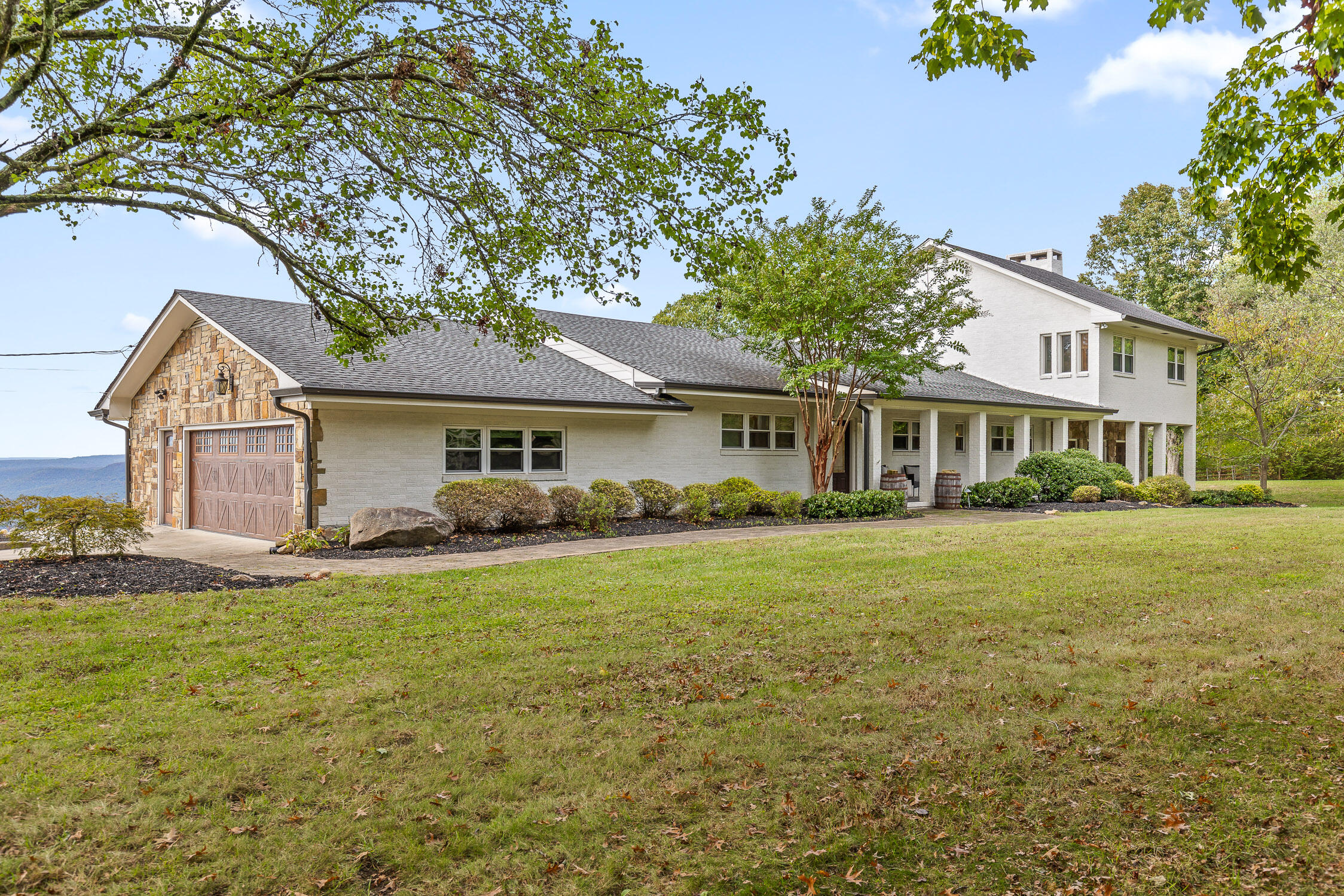 12025 Scenic Highway