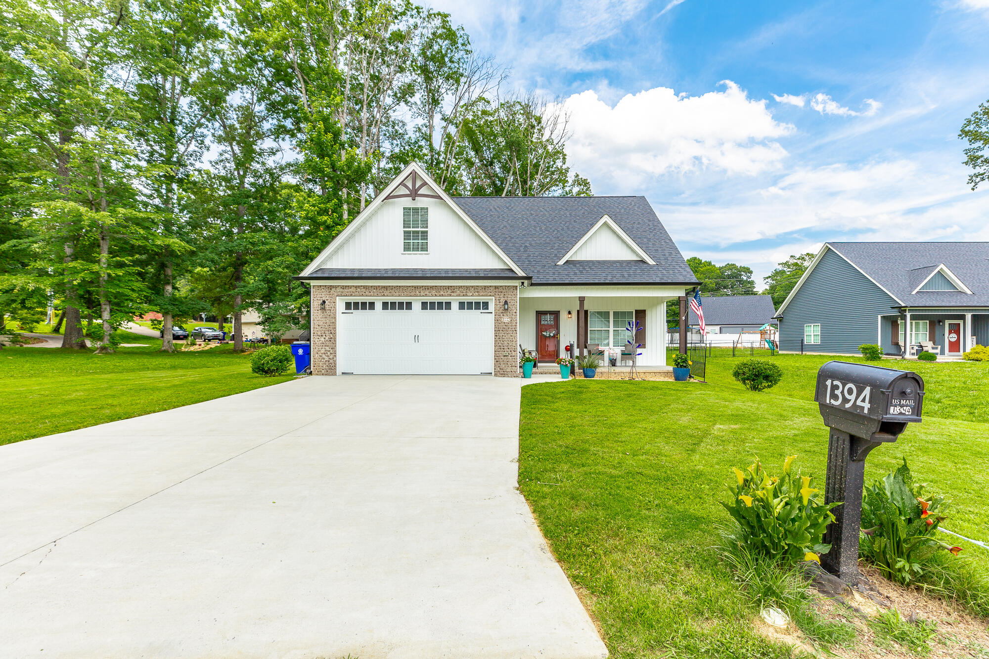 1394 NW Winwood Trail