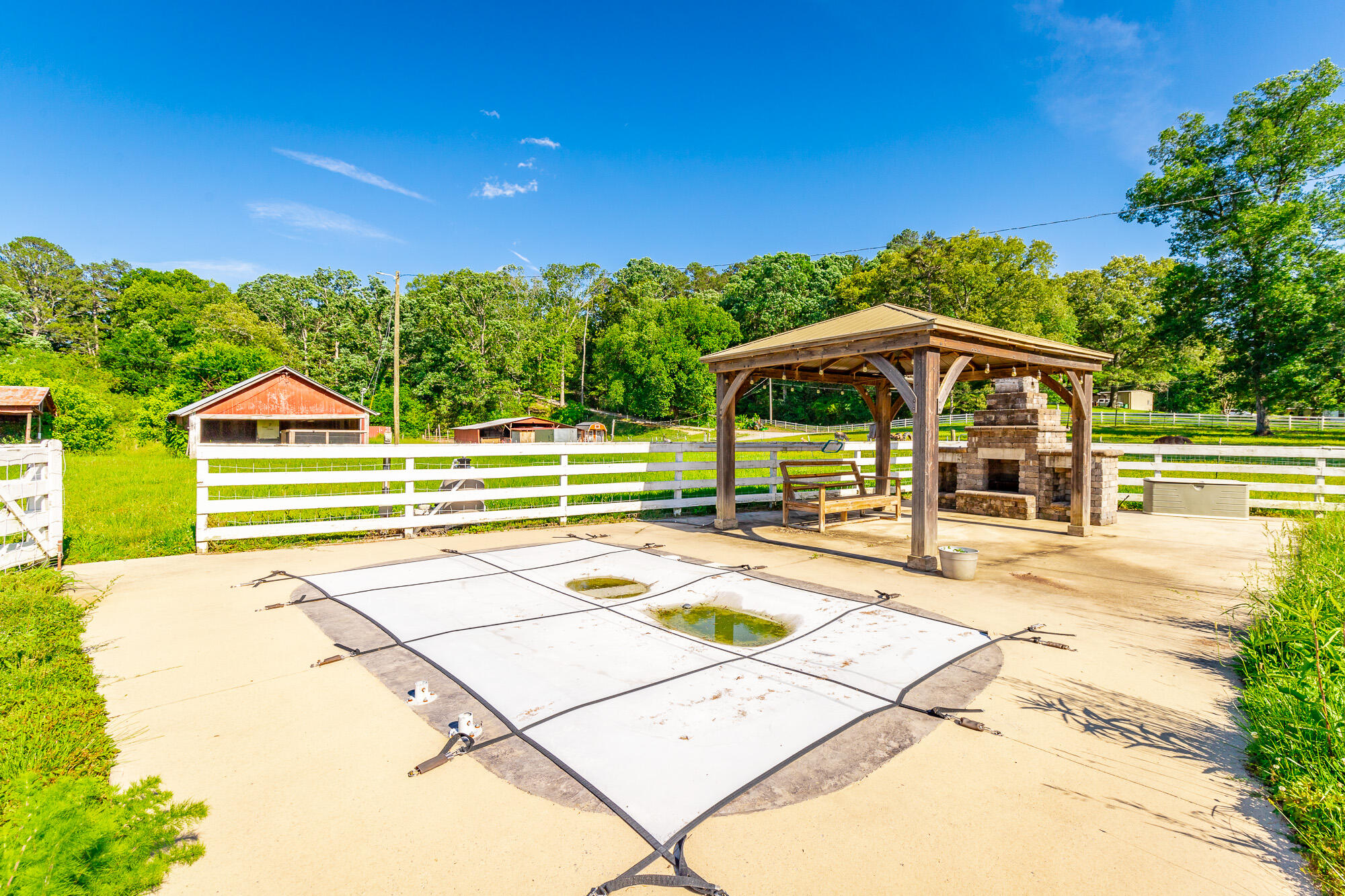 4533 Long Hollow Road