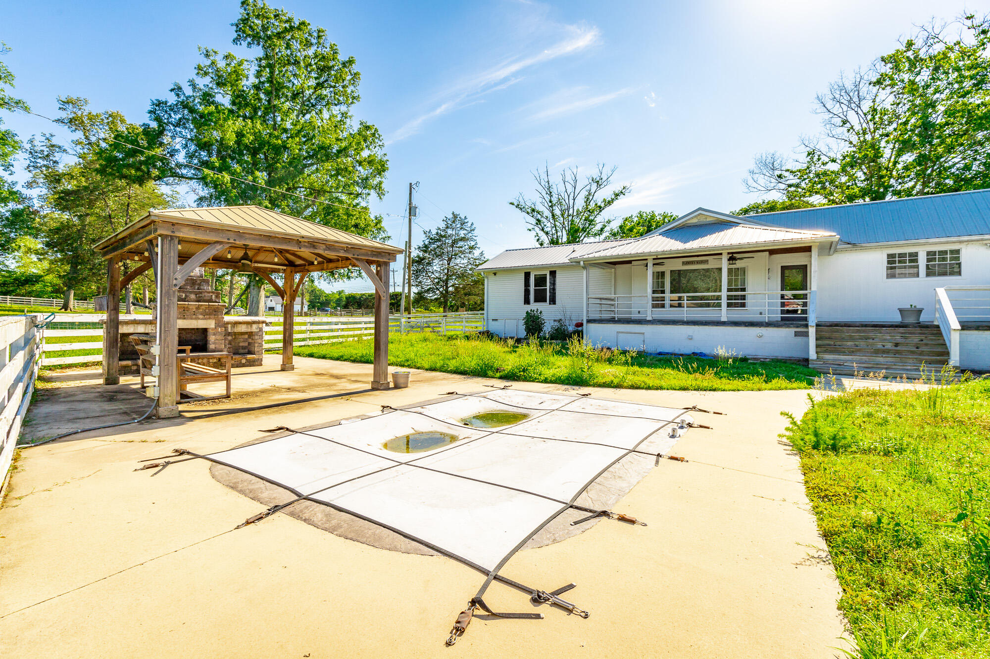 4533 Long Hollow Road