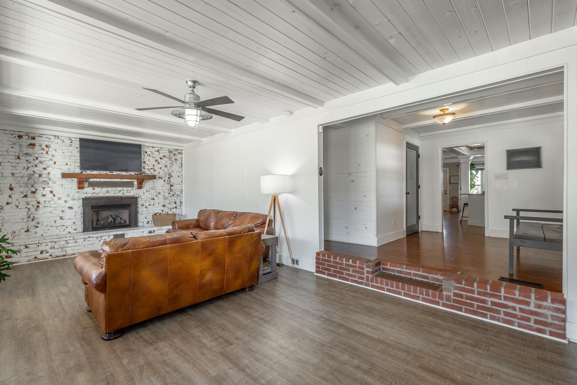 4533 Long Hollow Road