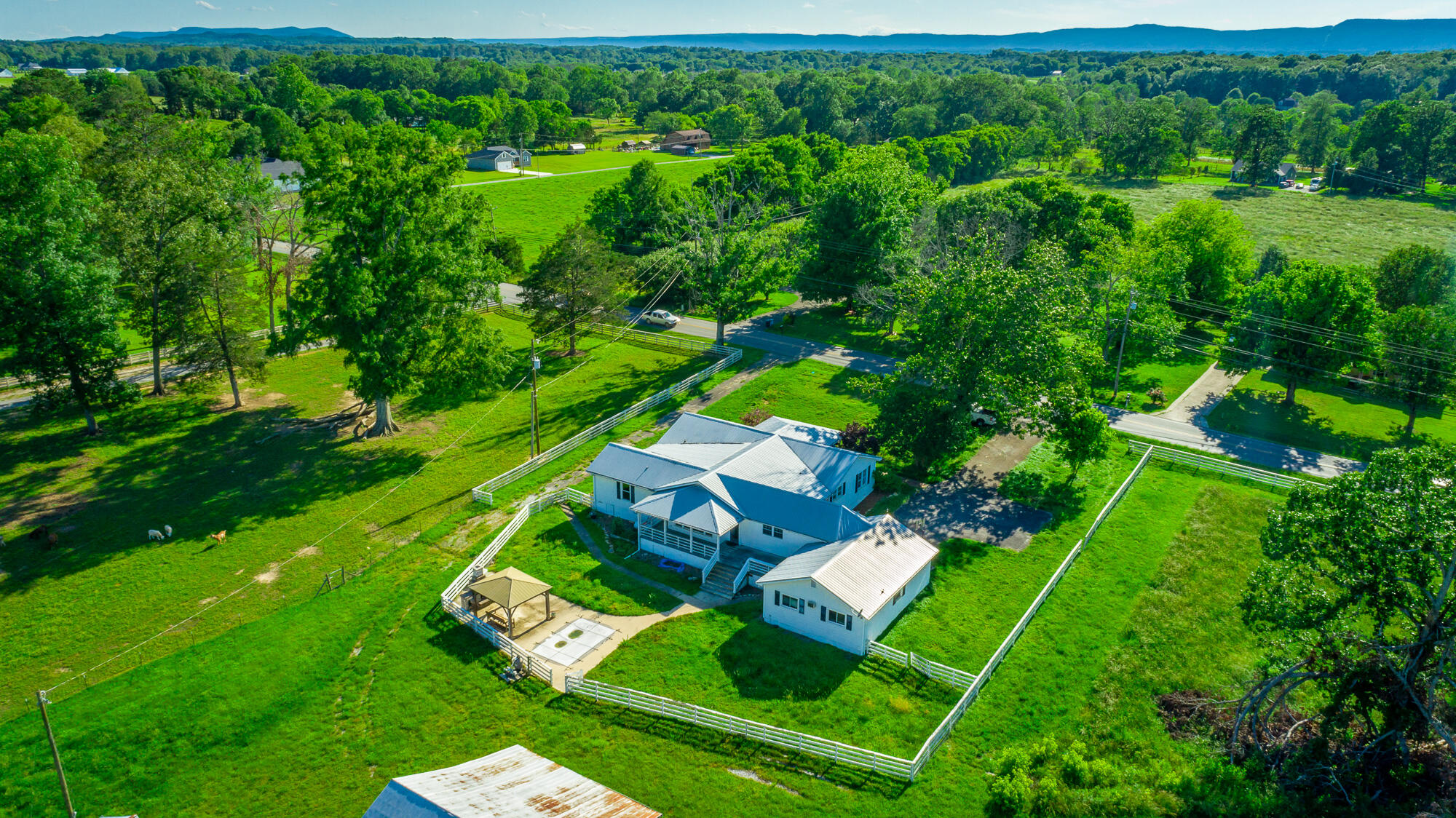 4533 Long Hollow Road