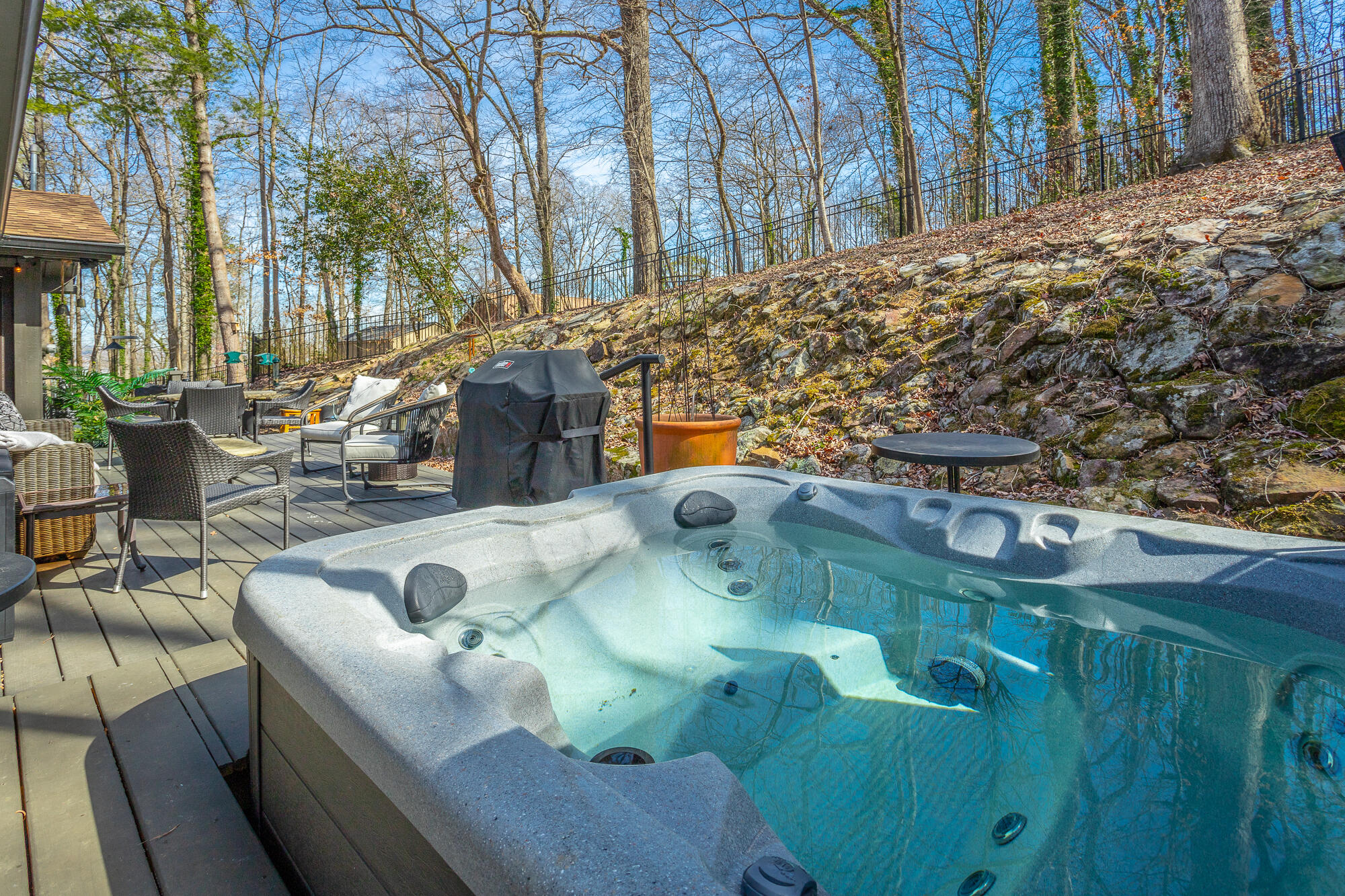 3752 Kings Road
