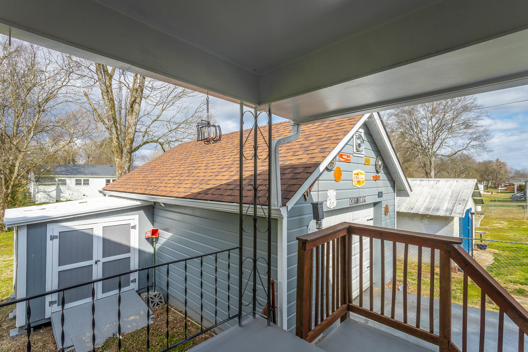 702 Forrest Road