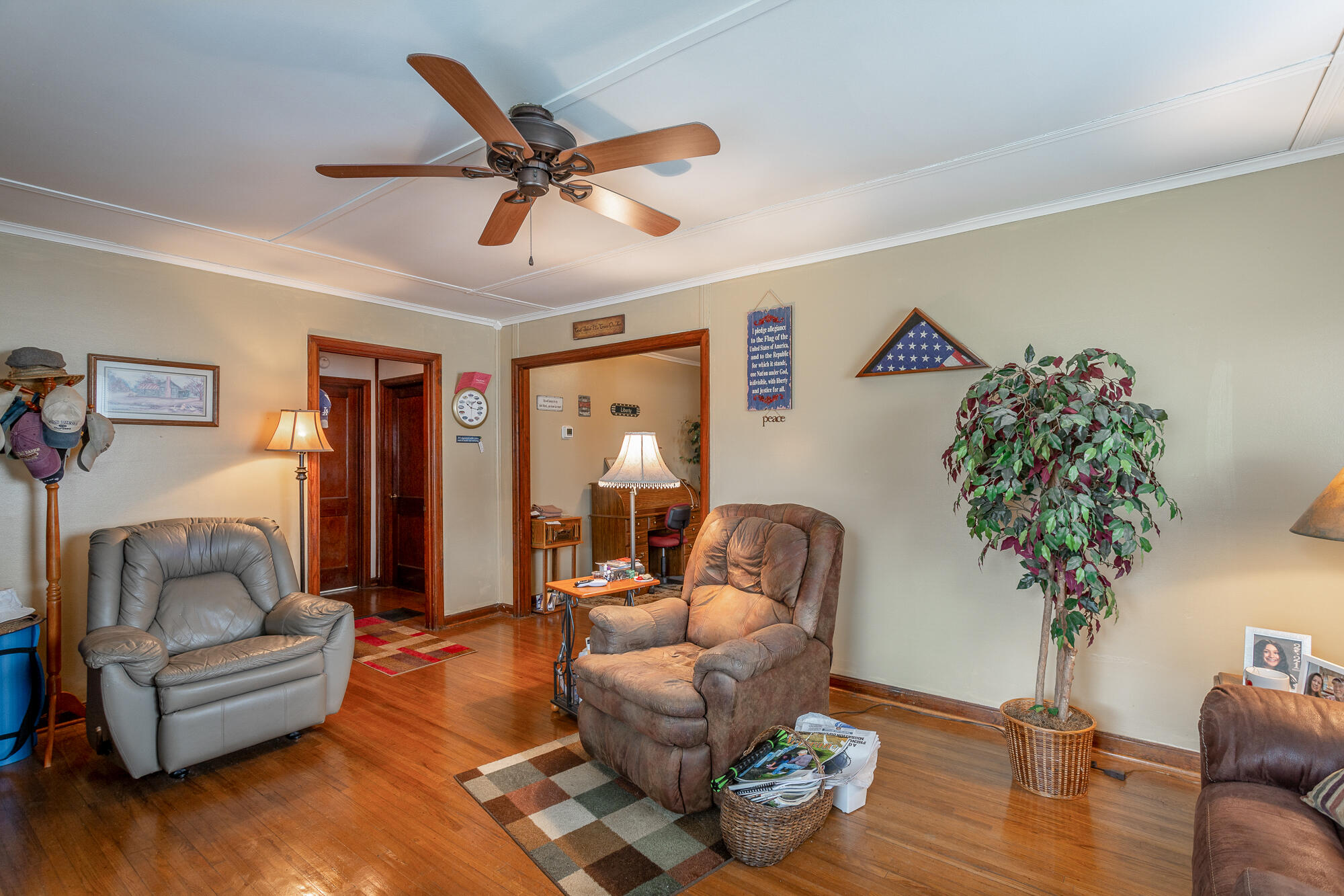702 Forrest Road