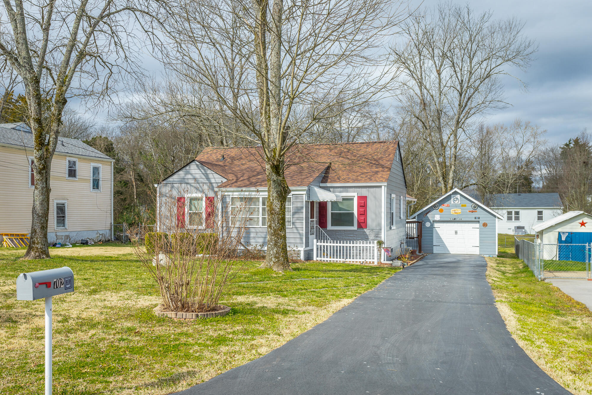 702 Forrest Road