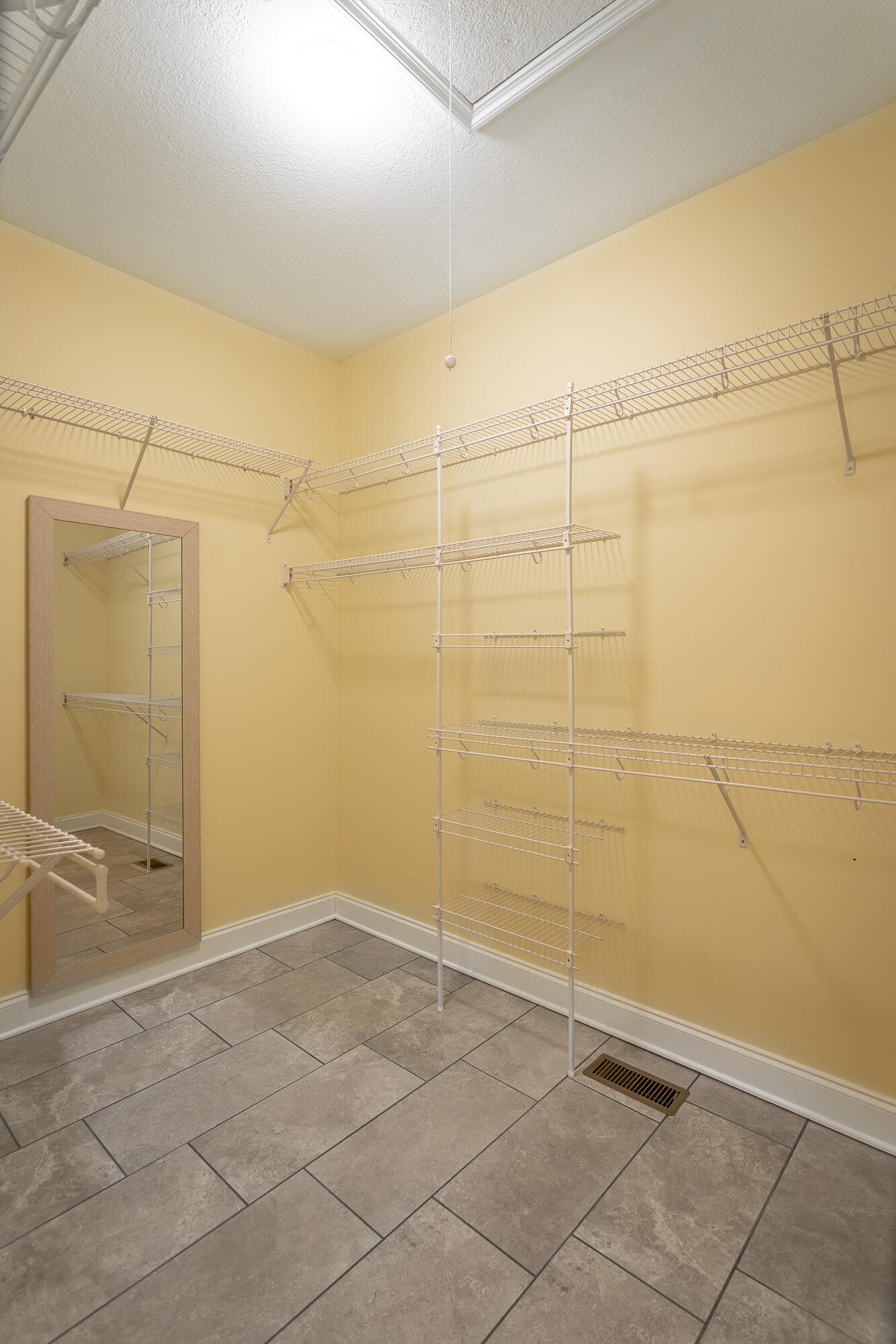 23 Glass Mill Pointe Drive
