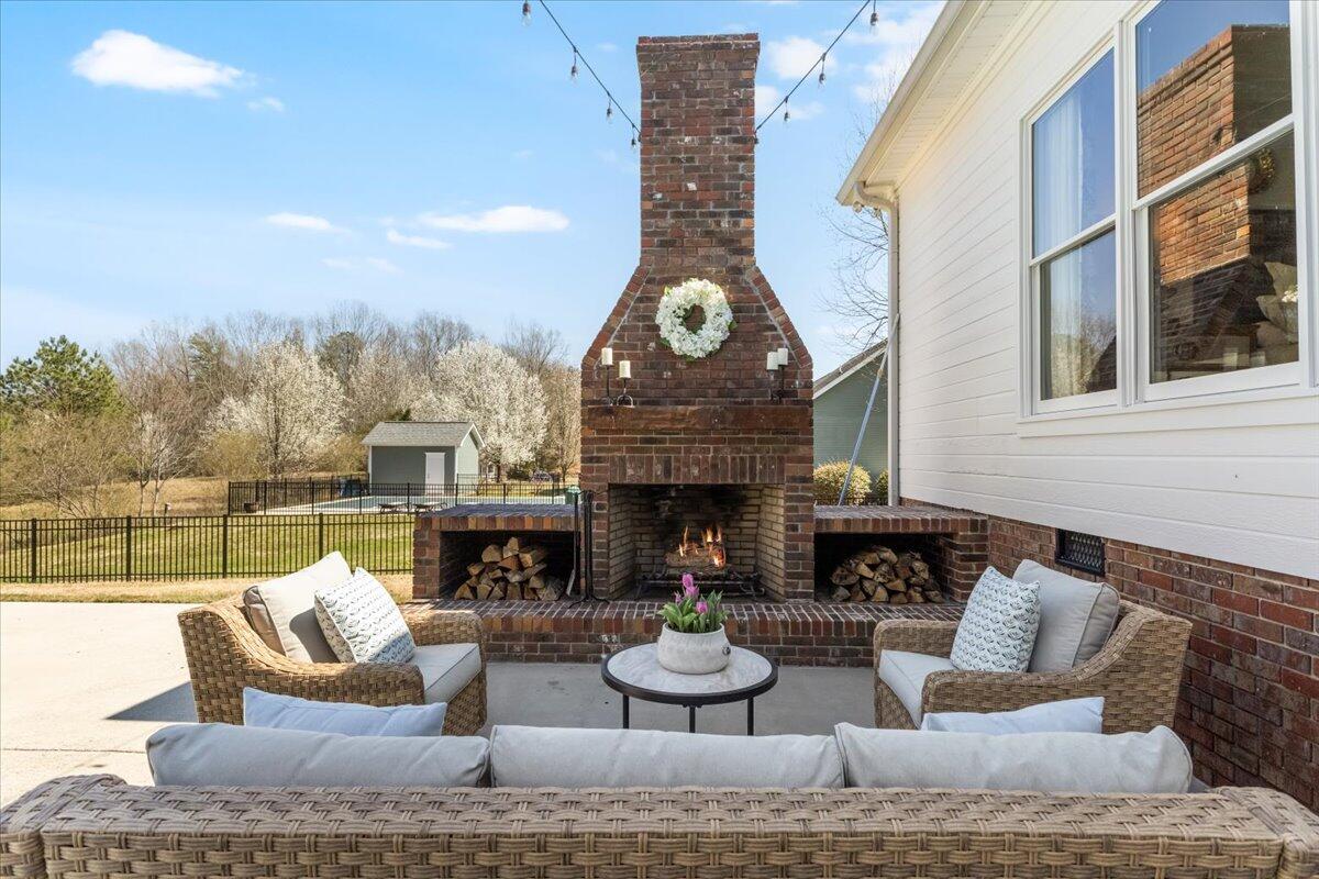 345 Tennant Circle
