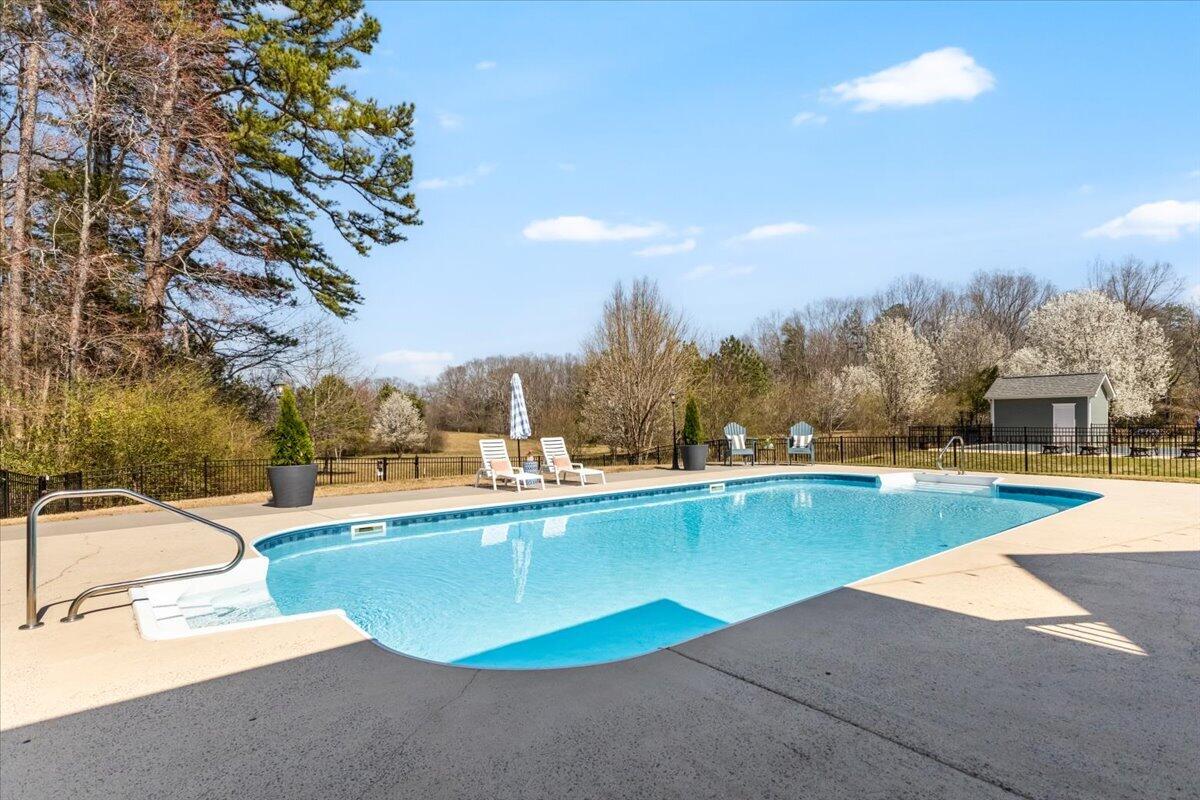 345 Tennant Circle