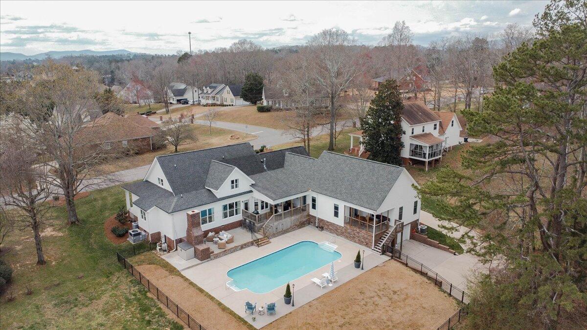 345 Tennant Circle