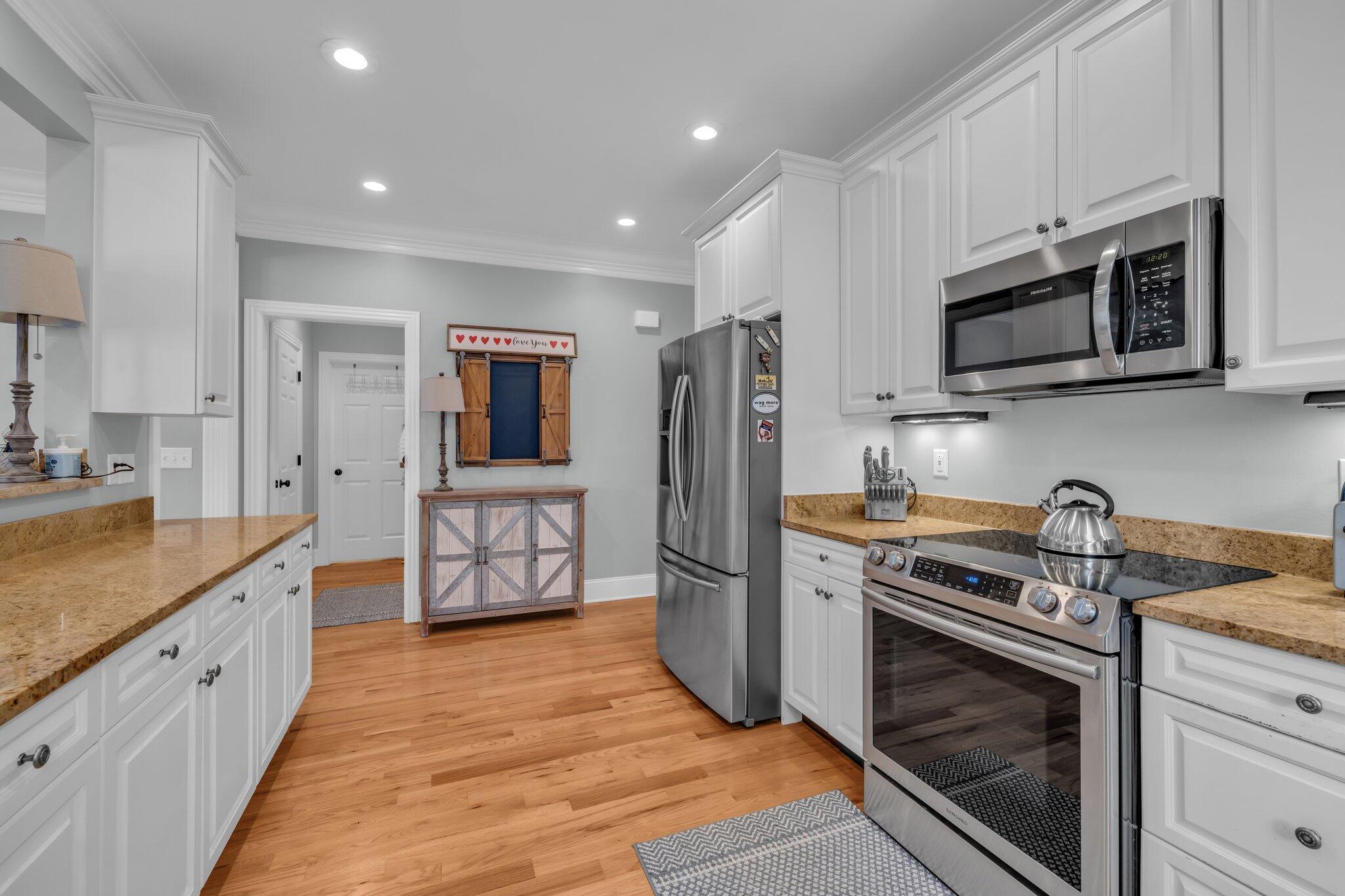 1607 Westover Lane