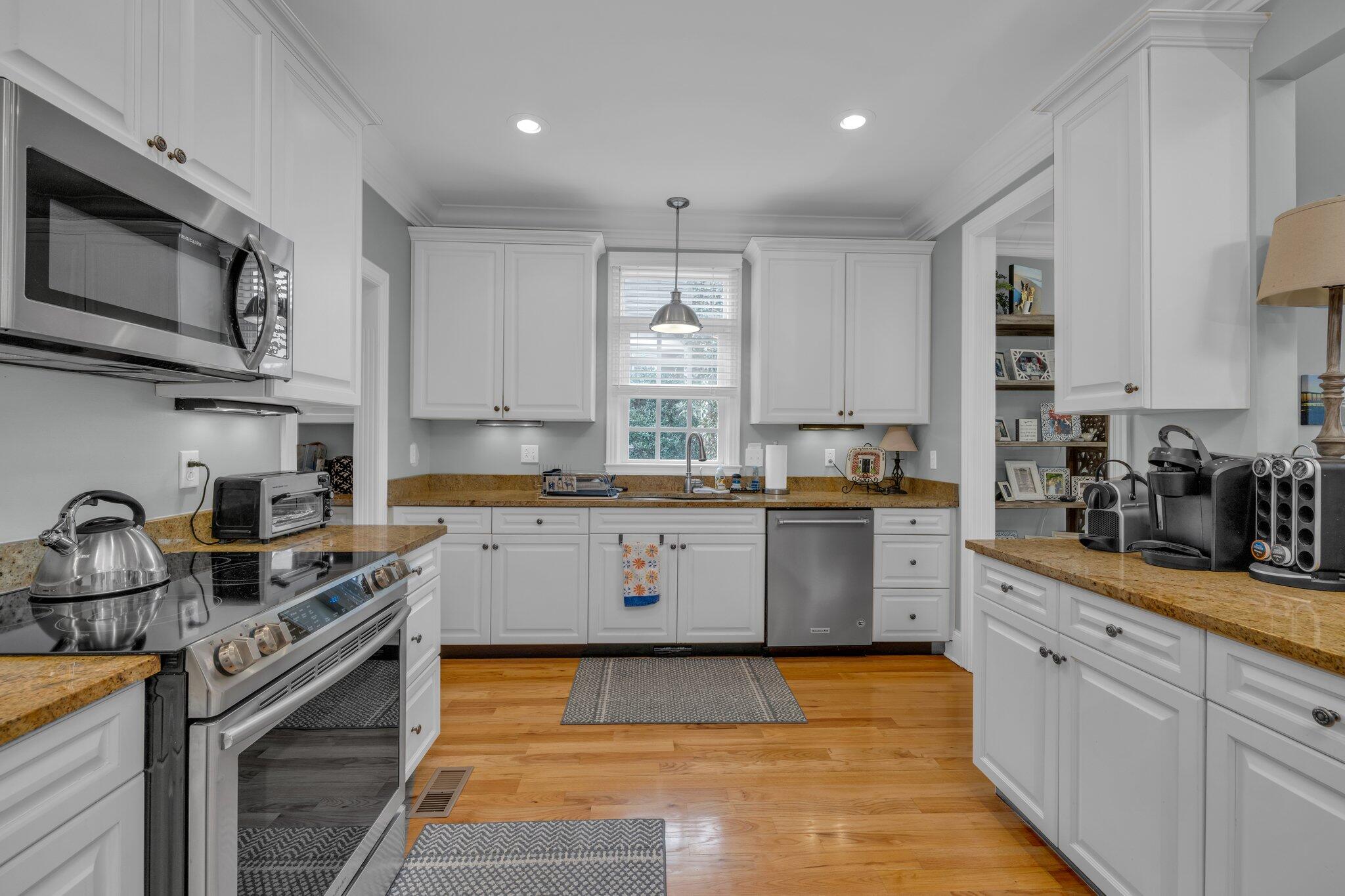 1607 Westover Lane