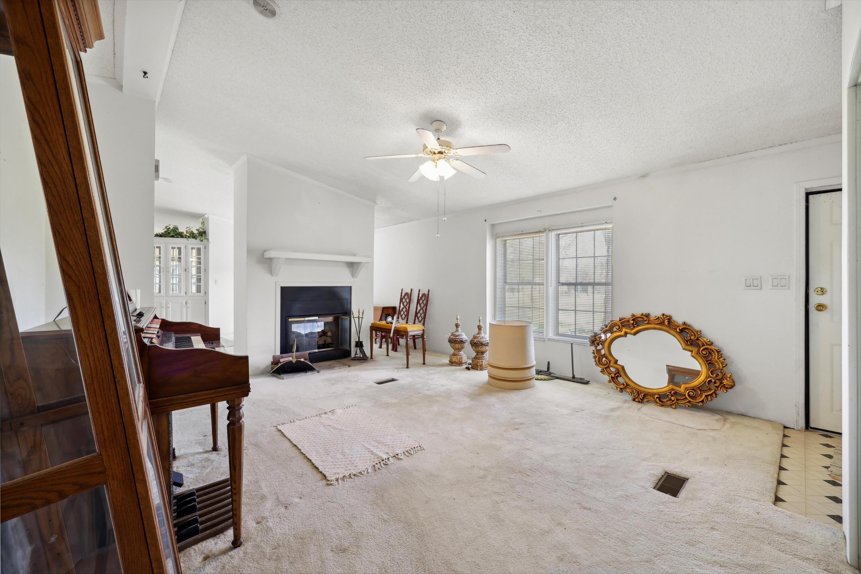 4742 Long Hollow Road
