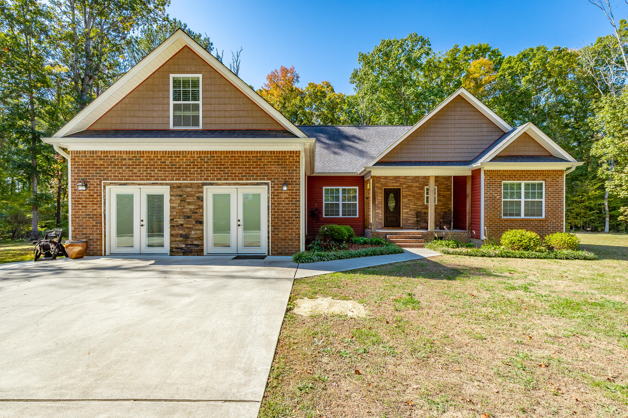 236 Foster Lane