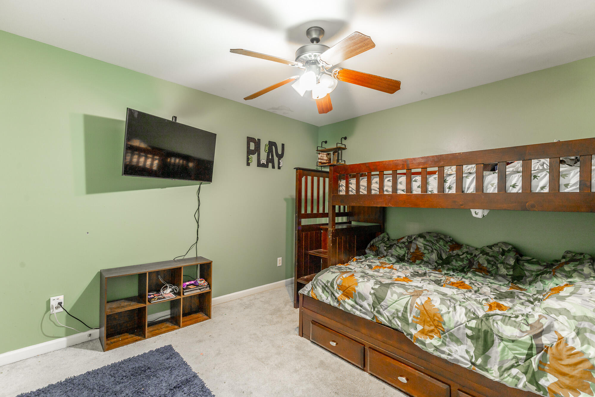 7153 British Road