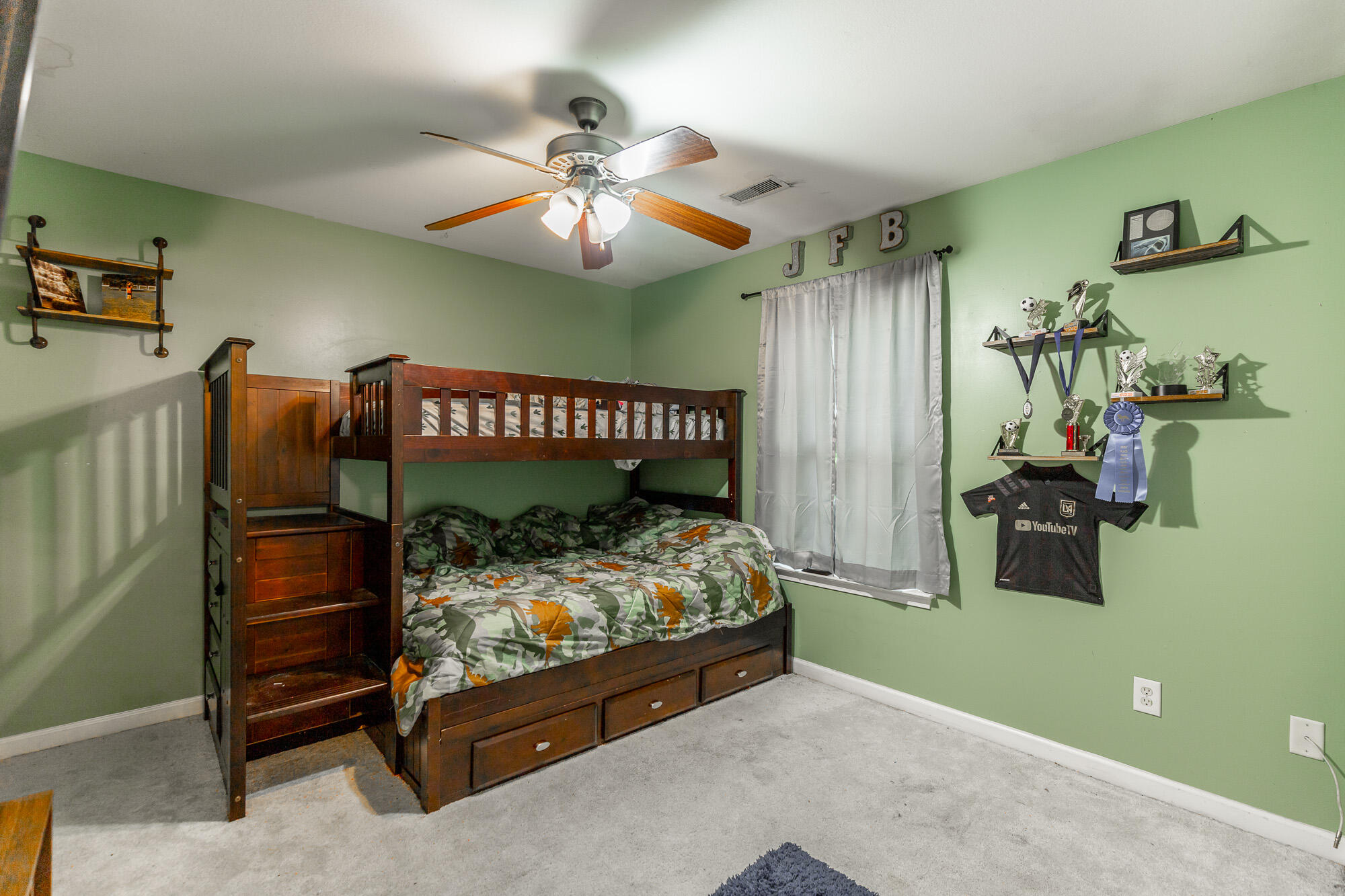 7153 British Road