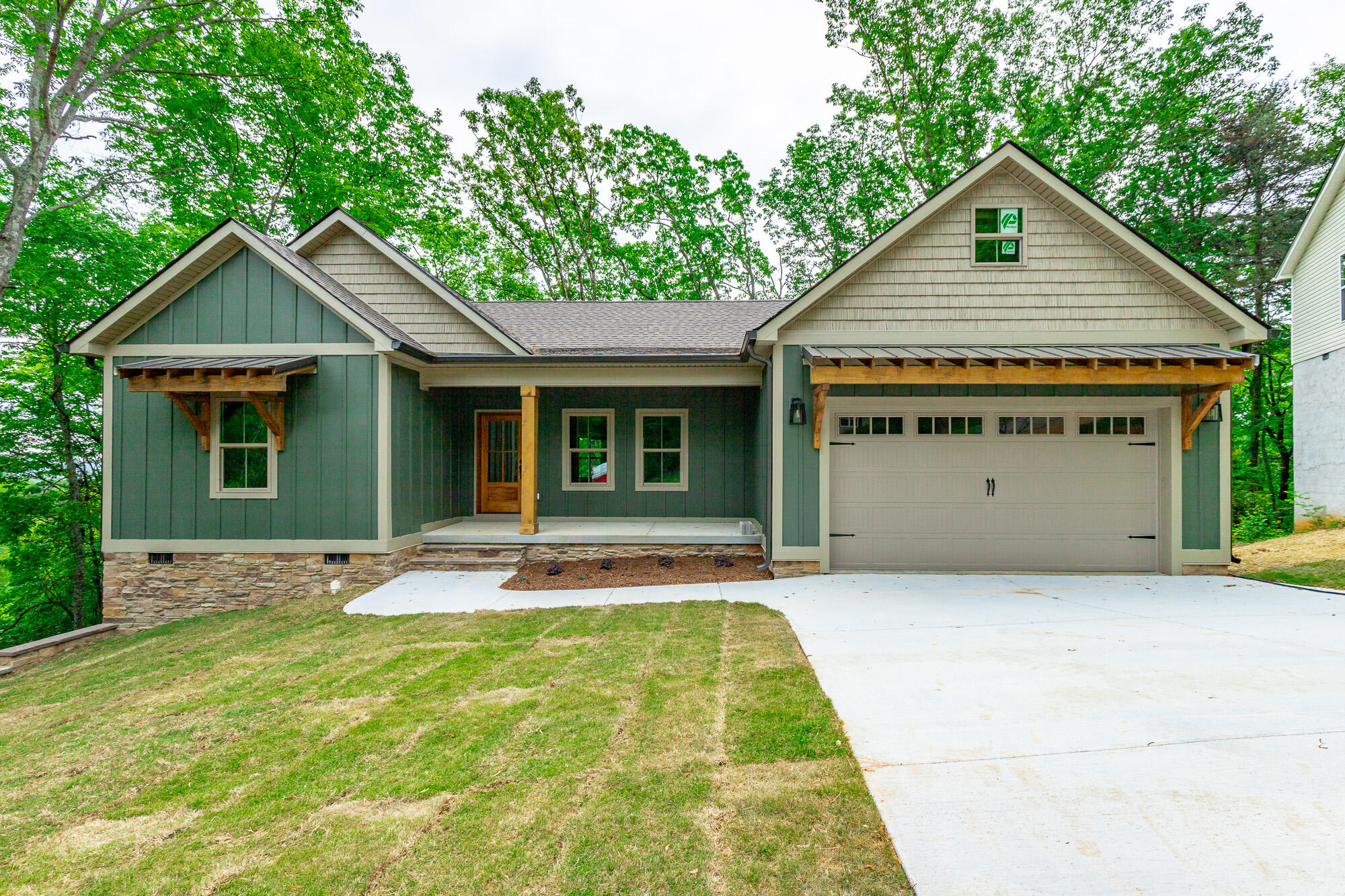 535 Ethyeylin Lane