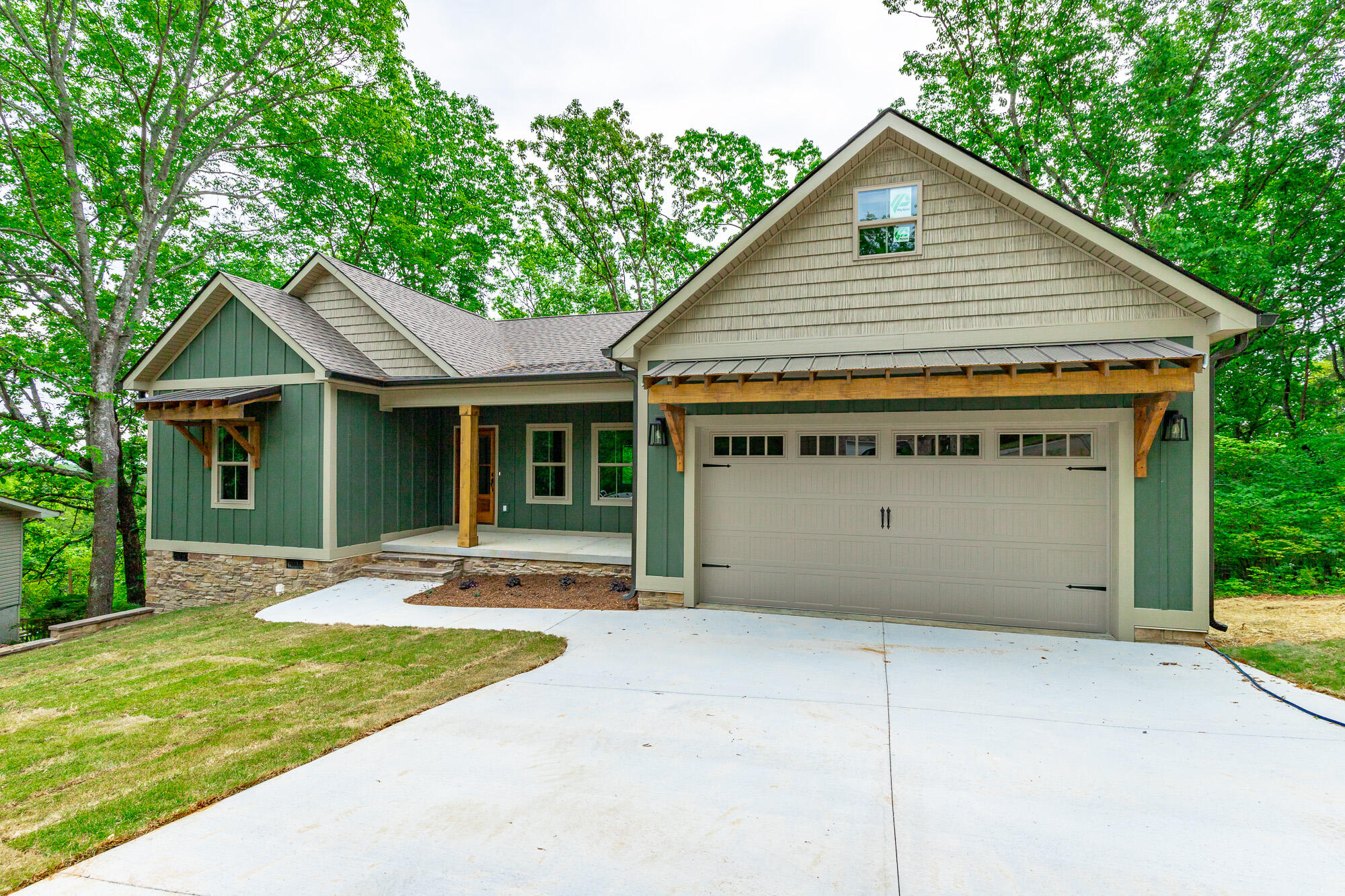 535 Ethyeylin Lane