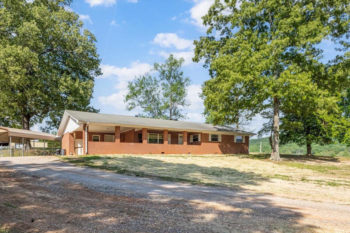 3705 Colbert Hollow Road