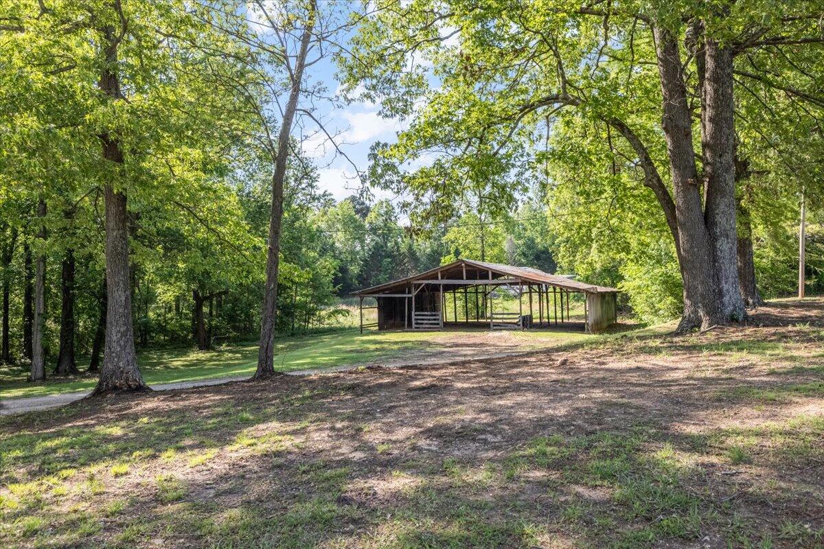 3705 Colbert Hollow Road