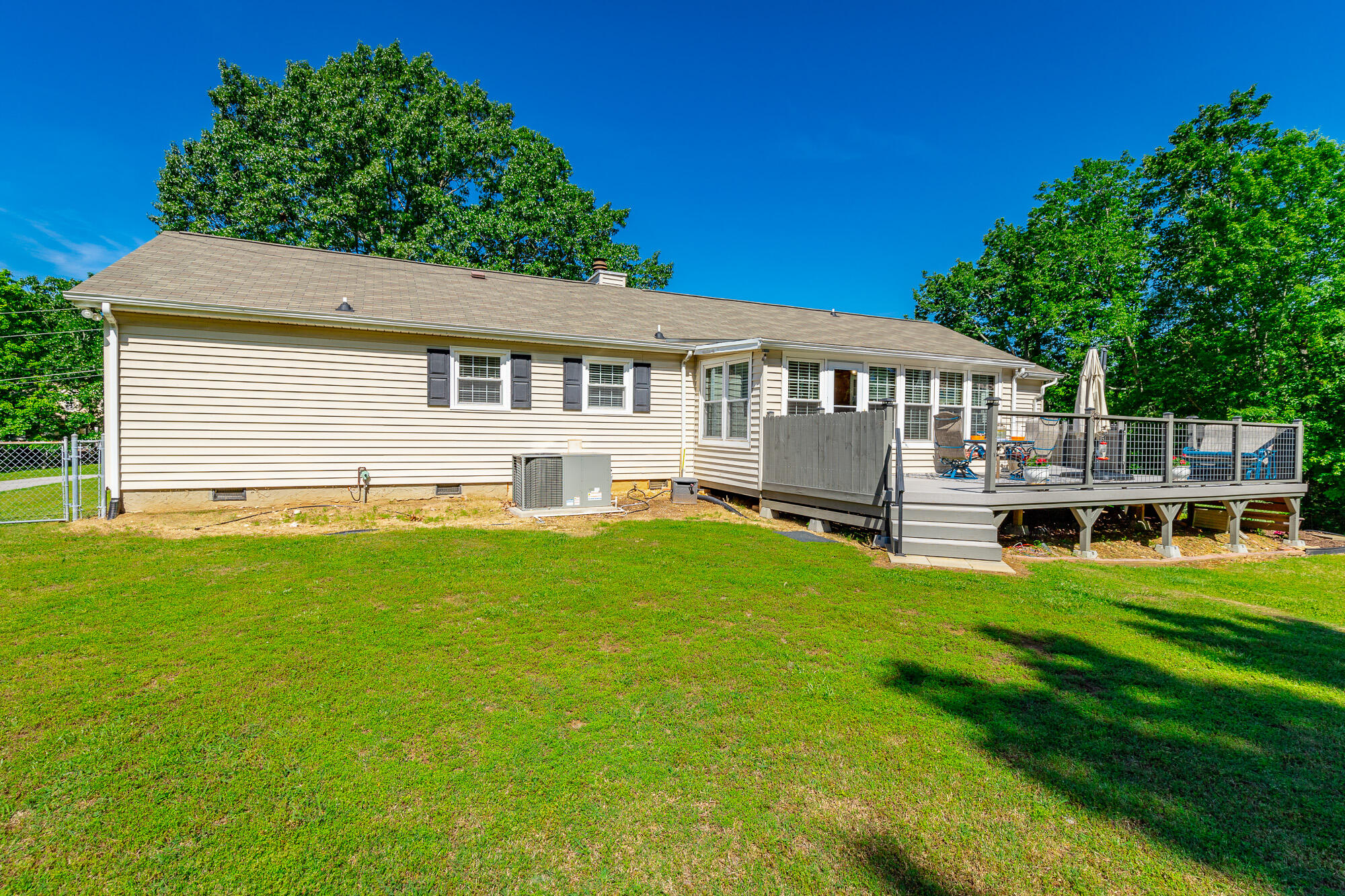 290 Shannon Drive