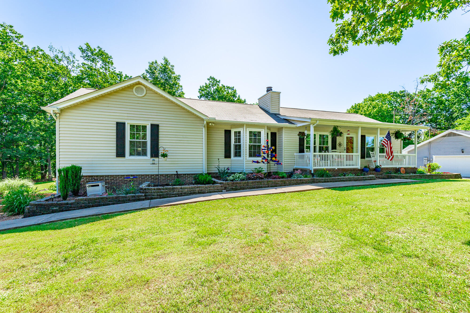 290 Shannon Drive