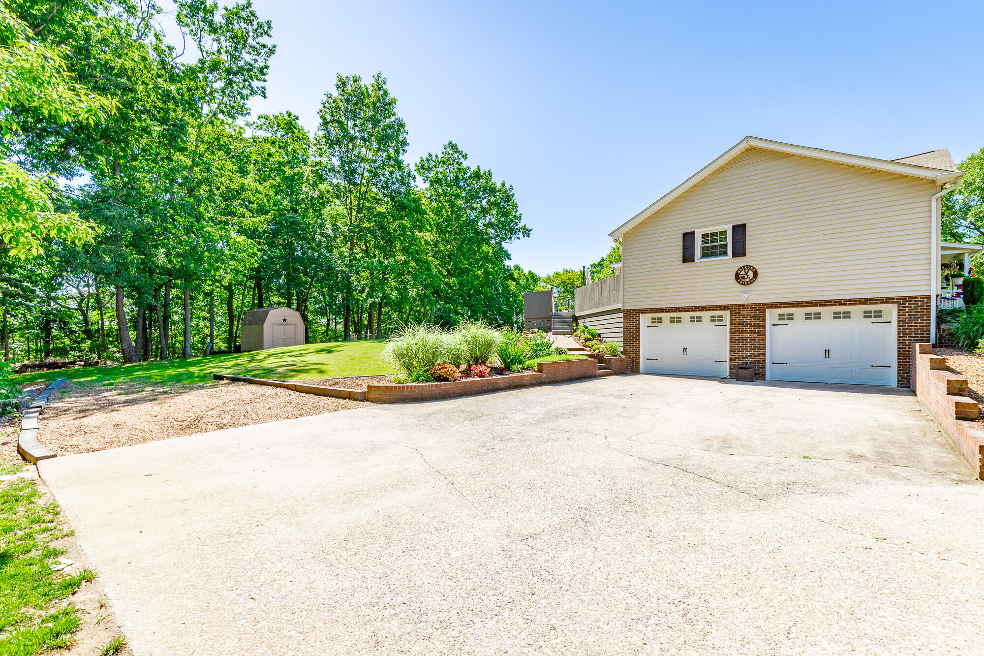 290 Shannon Drive