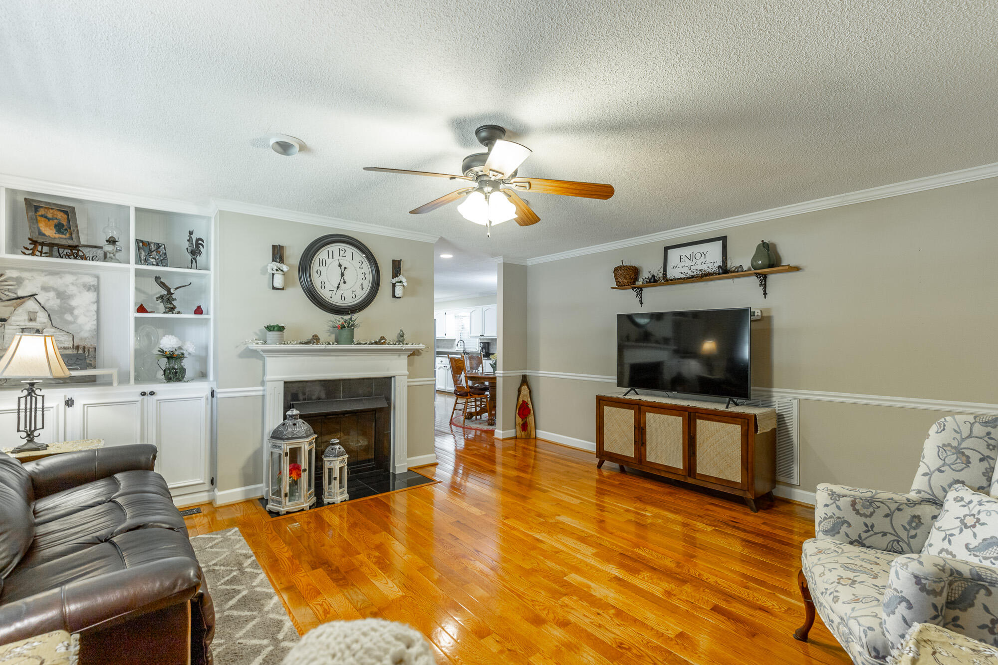 290 Shannon Drive