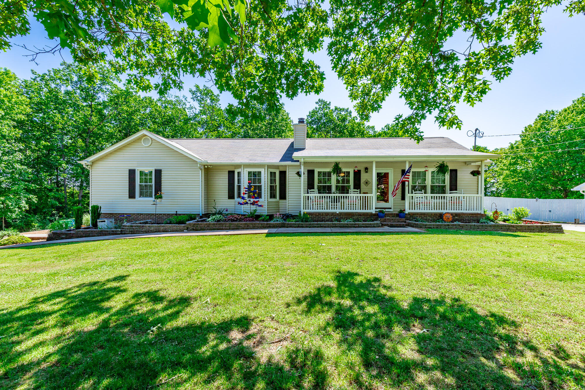 290 Shannon Drive