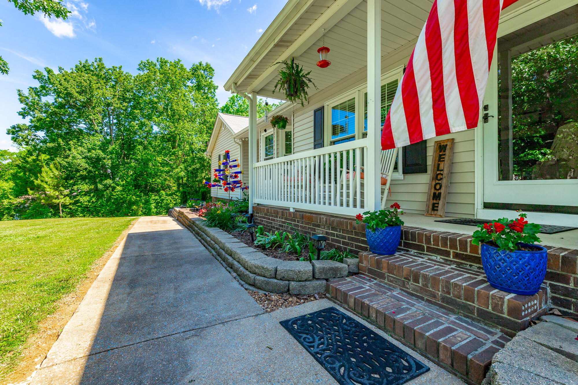 290 Shannon Drive