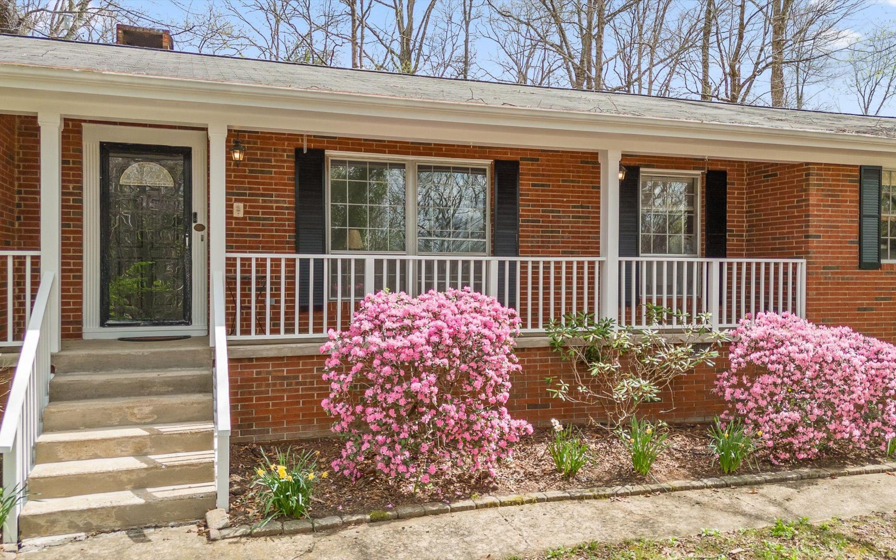 1704 Leavitt Drive