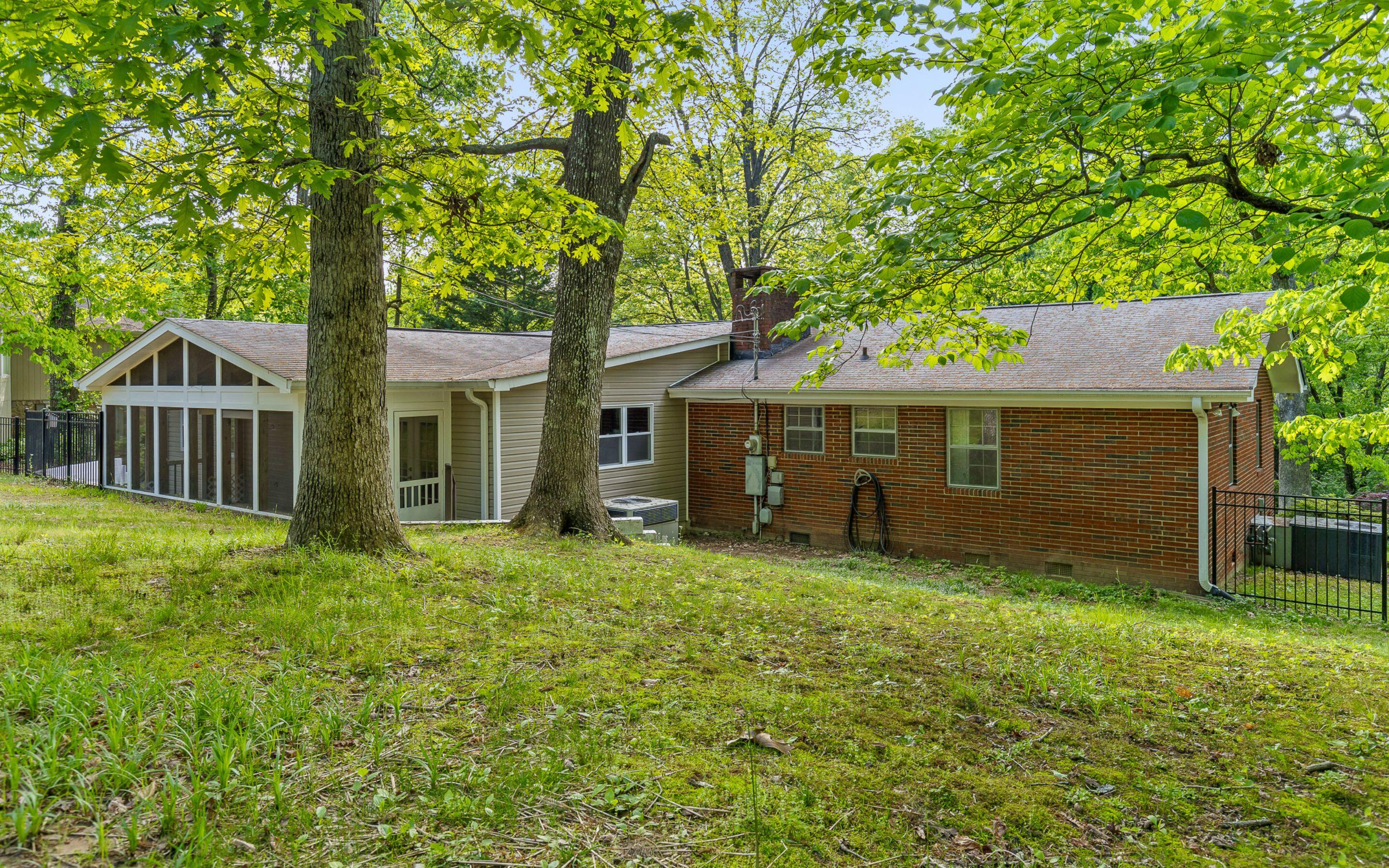 1704 Leavitt Drive